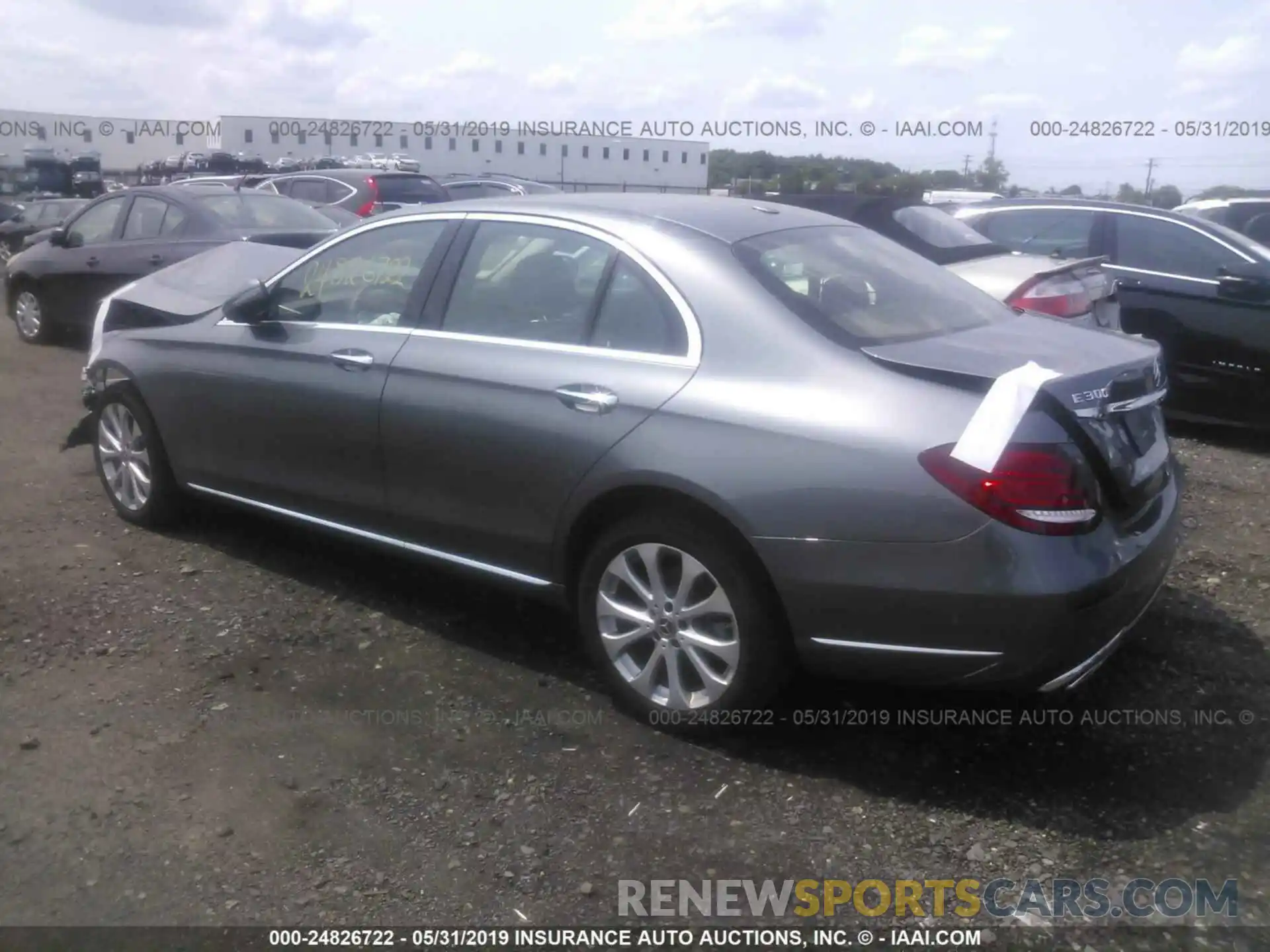 3 Photograph of a damaged car WDDZF4KB1KA514891 MERCEDES-BENZ E 2019