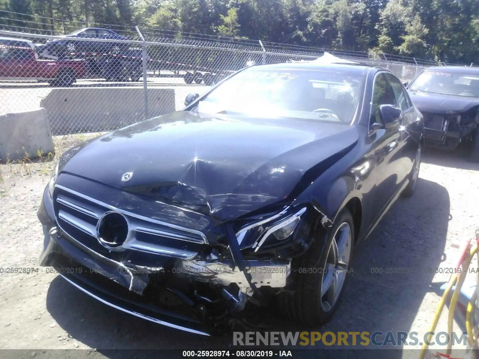 6 Photograph of a damaged car WDDZF4KB3KA667952 MERCEDES-BENZ E 2019