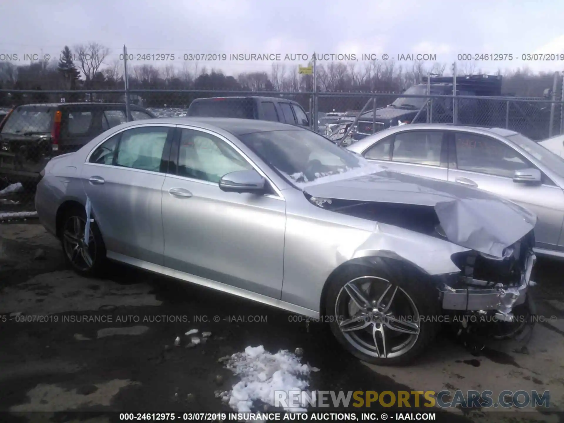 1 Photograph of a damaged car WDDZF4KB5KA571708 MERCEDES-BENZ E 2019