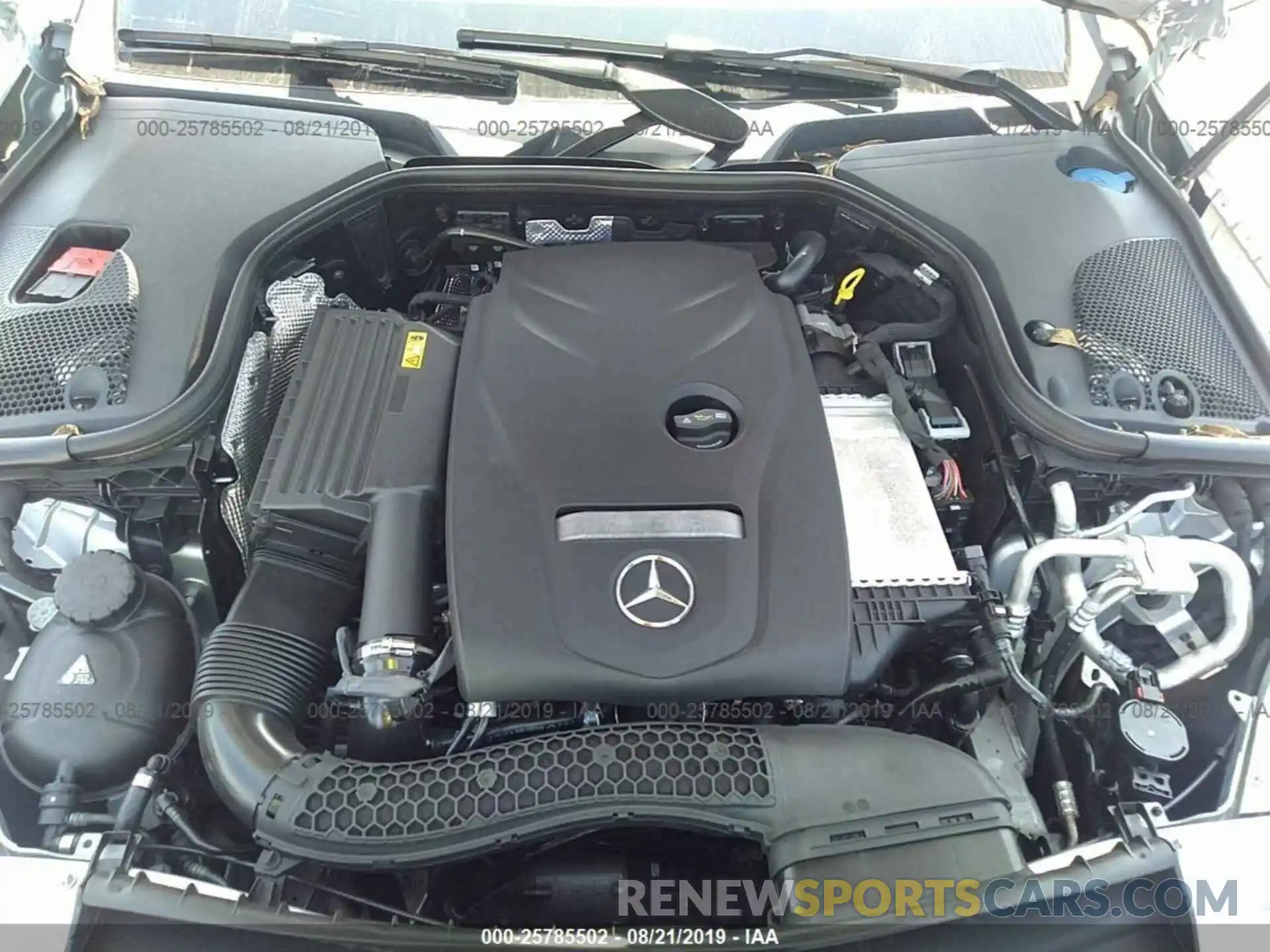 10 Photograph of a damaged car WDDZF4KB6KA585424 MERCEDES-BENZ E 2019