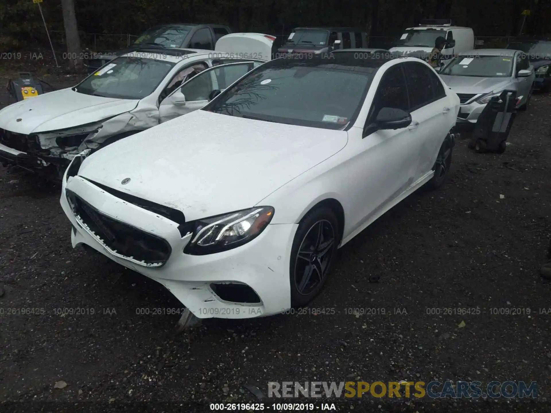 2 Photograph of a damaged car WDDZF4KB8KA626796 MERCEDES-BENZ E 2019