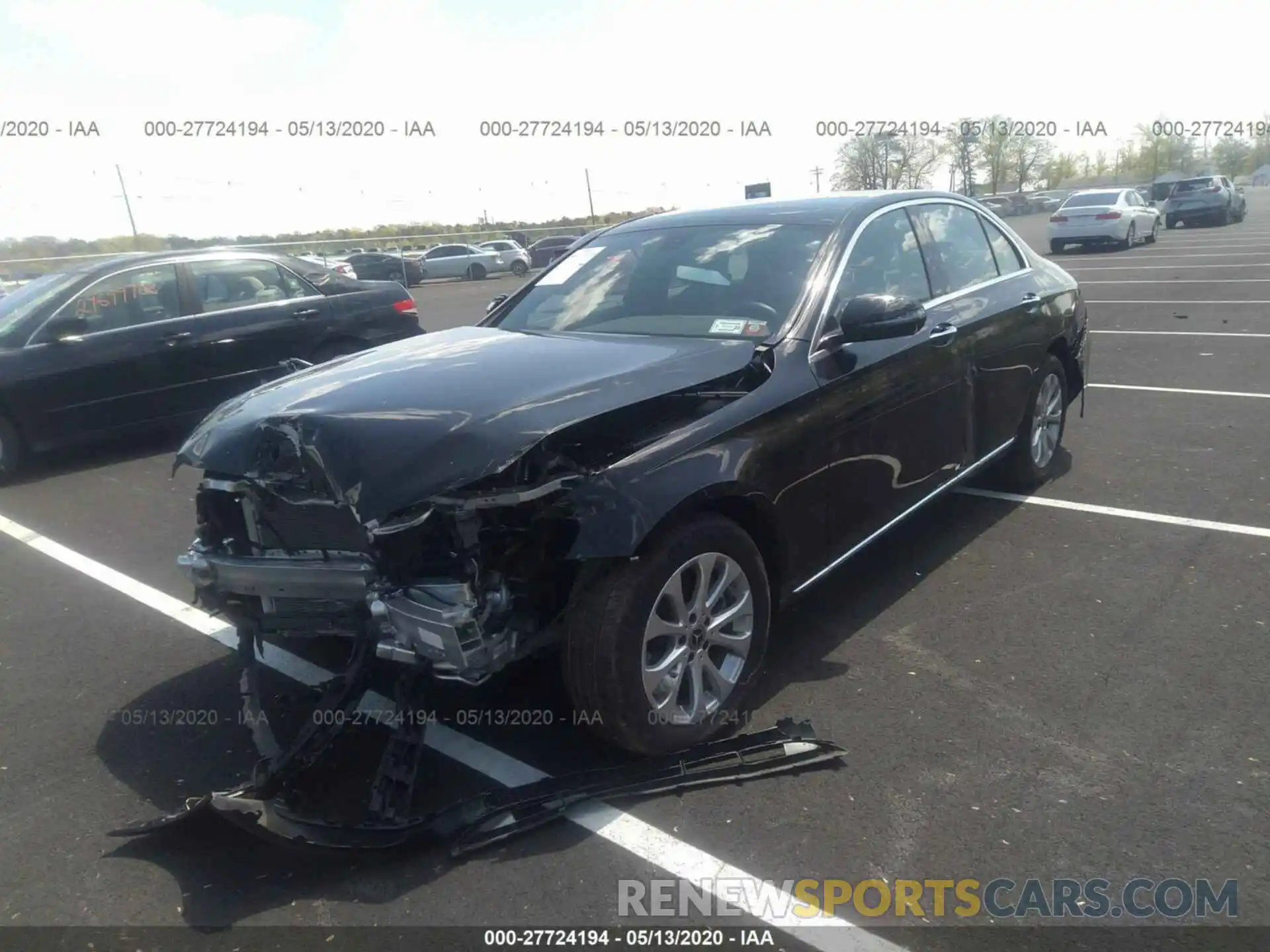 2 Photograph of a damaged car WDDZF4KB9KA637760 MERCEDES-BENZ E 2019