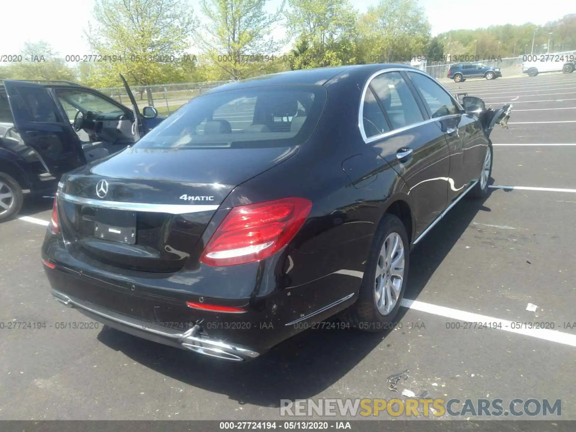 4 Photograph of a damaged car WDDZF4KB9KA637760 MERCEDES-BENZ E 2019