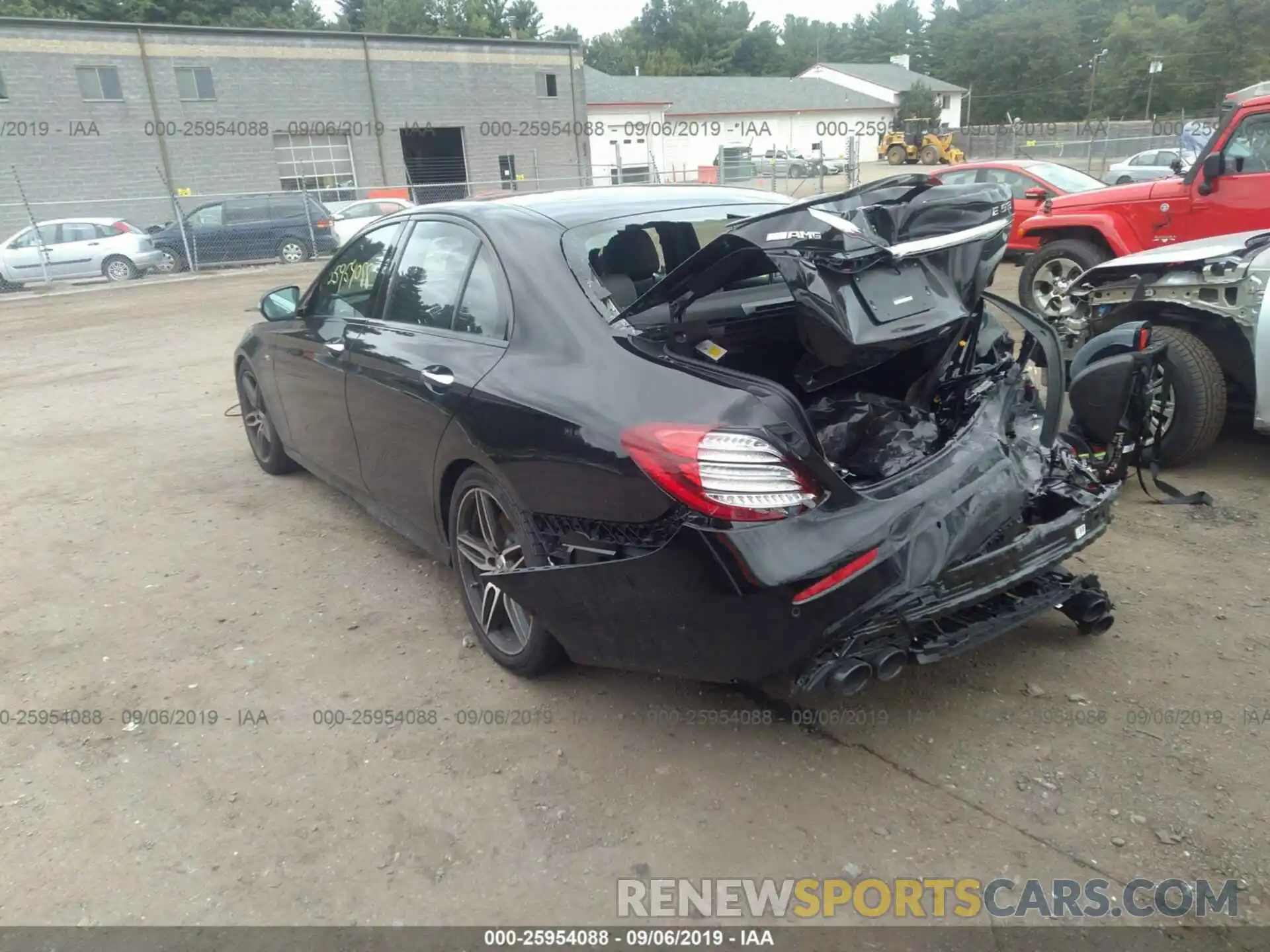 3 Photograph of a damaged car WDDZF6BB2KA610489 MERCEDES-BENZ E 2019