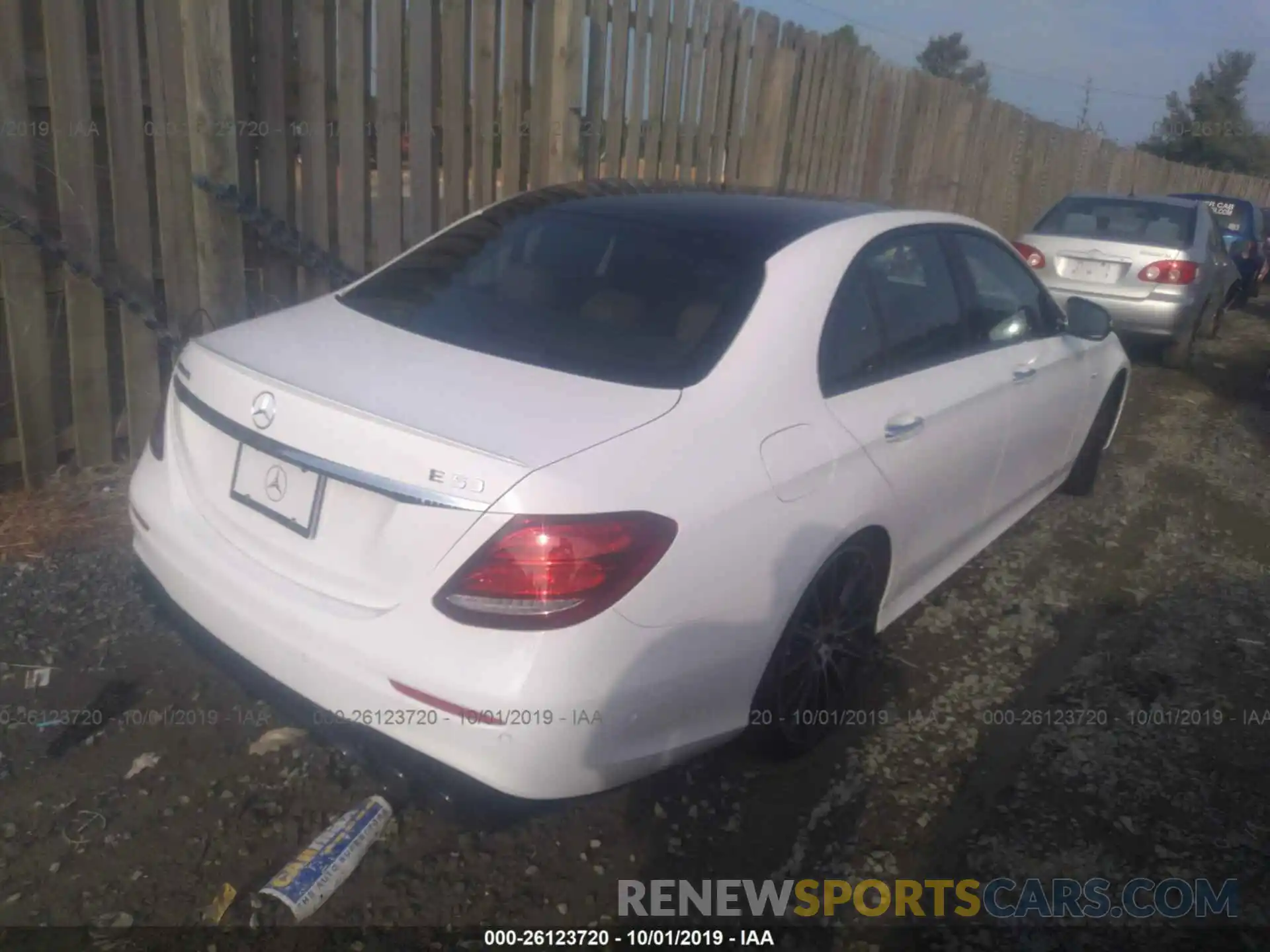 4 Photograph of a damaged car WDDZF6BB9KA572484 MERCEDES-BENZ E 2019