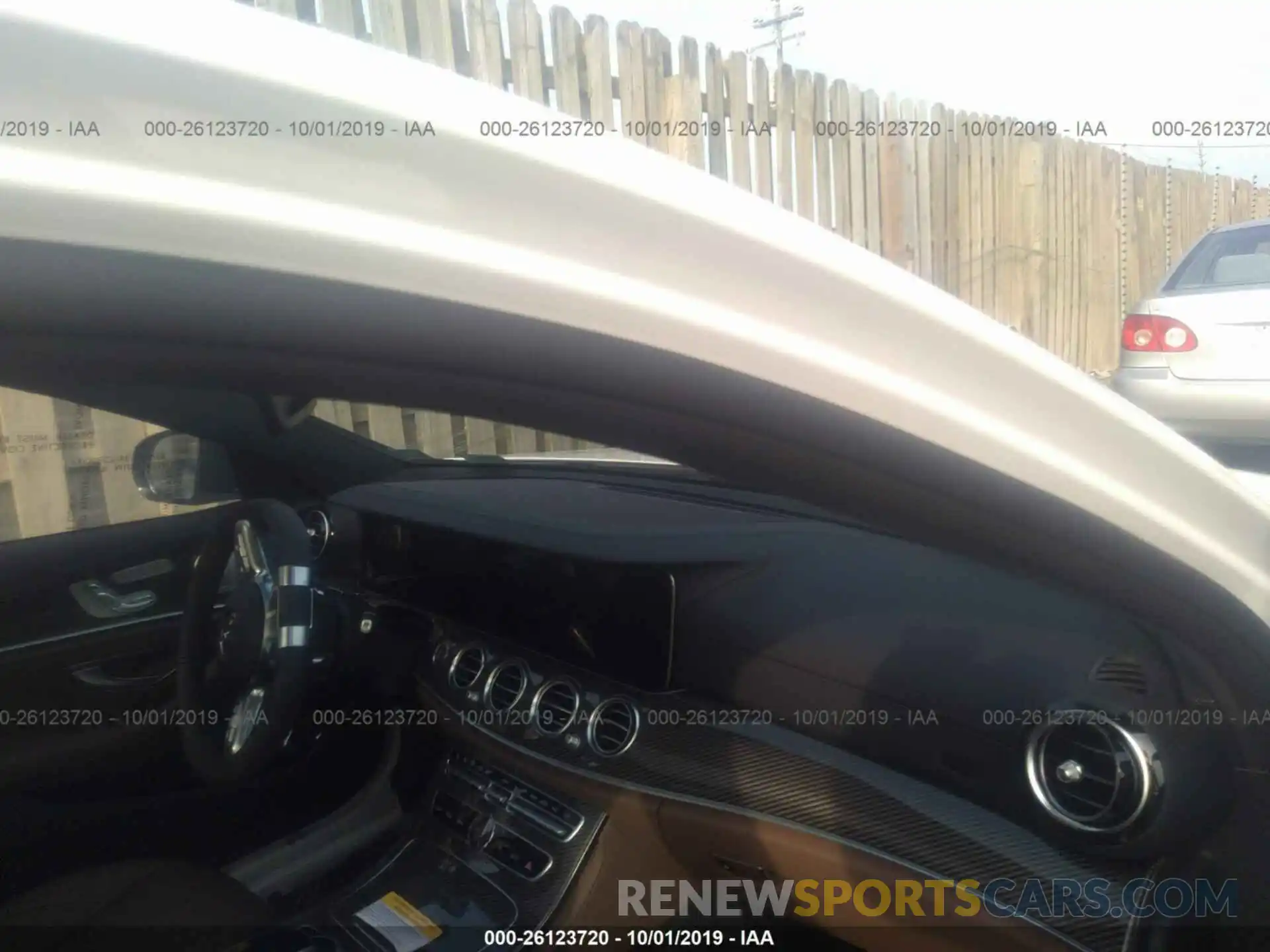 5 Photograph of a damaged car WDDZF6BB9KA572484 MERCEDES-BENZ E 2019