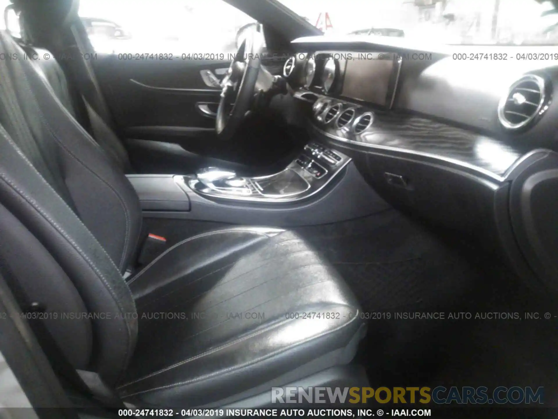 5 Photograph of a damaged car WDDZF6JB0KA515284 MERCEDES-BENZ E 2019