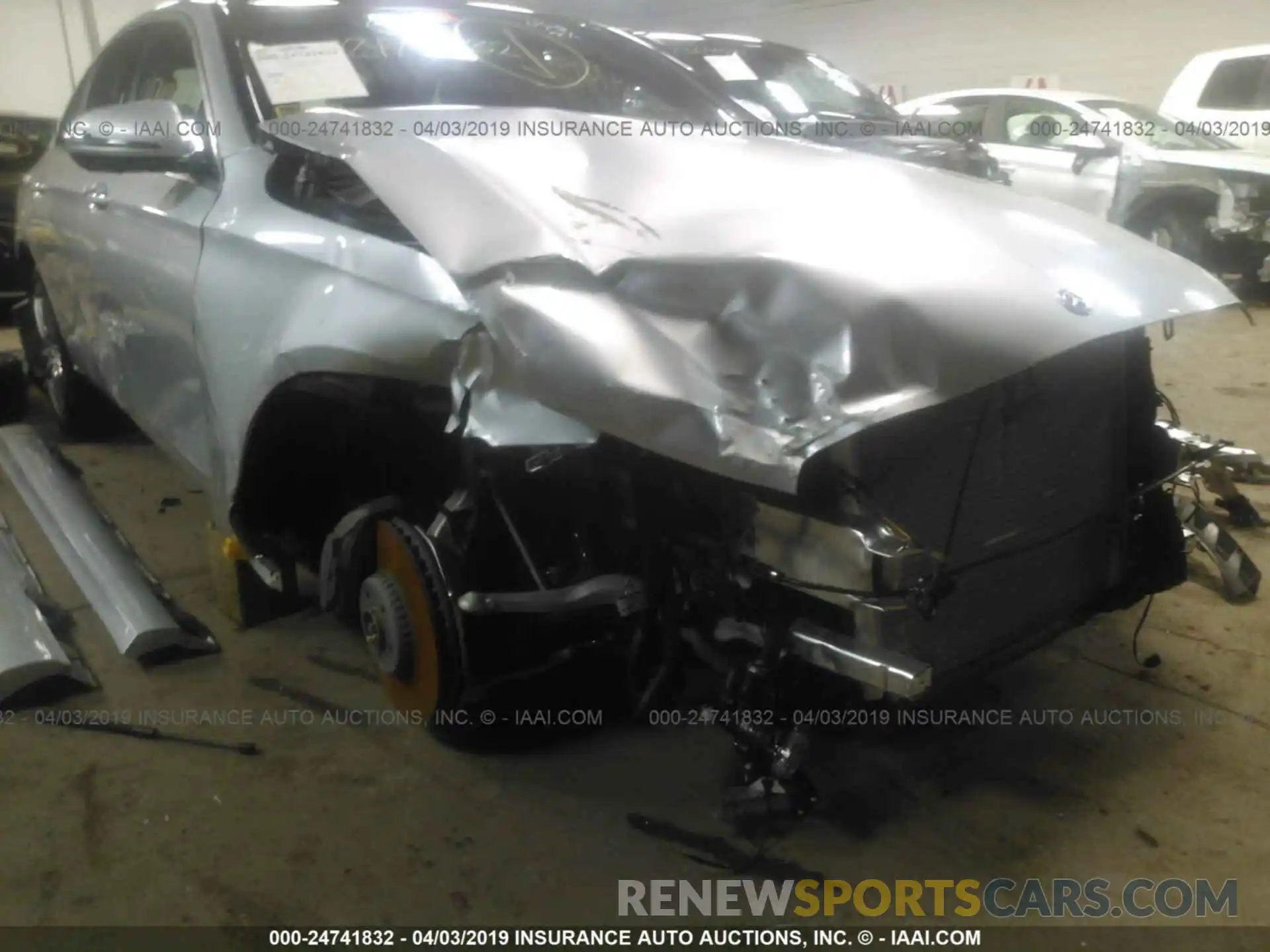 6 Photograph of a damaged car WDDZF6JB0KA515284 MERCEDES-BENZ E 2019