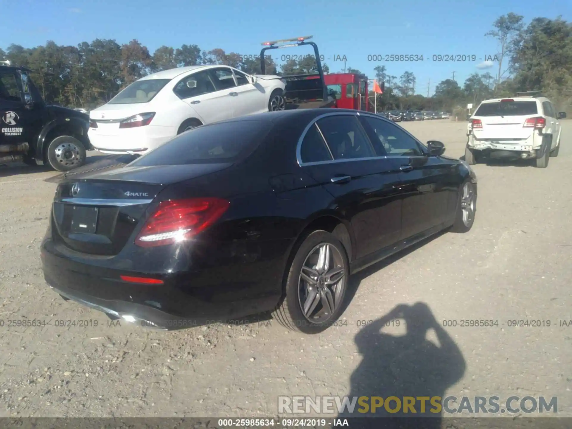 4 Photograph of a damaged car WDDZF6JB2KA649908 MERCEDES-BENZ E 2019