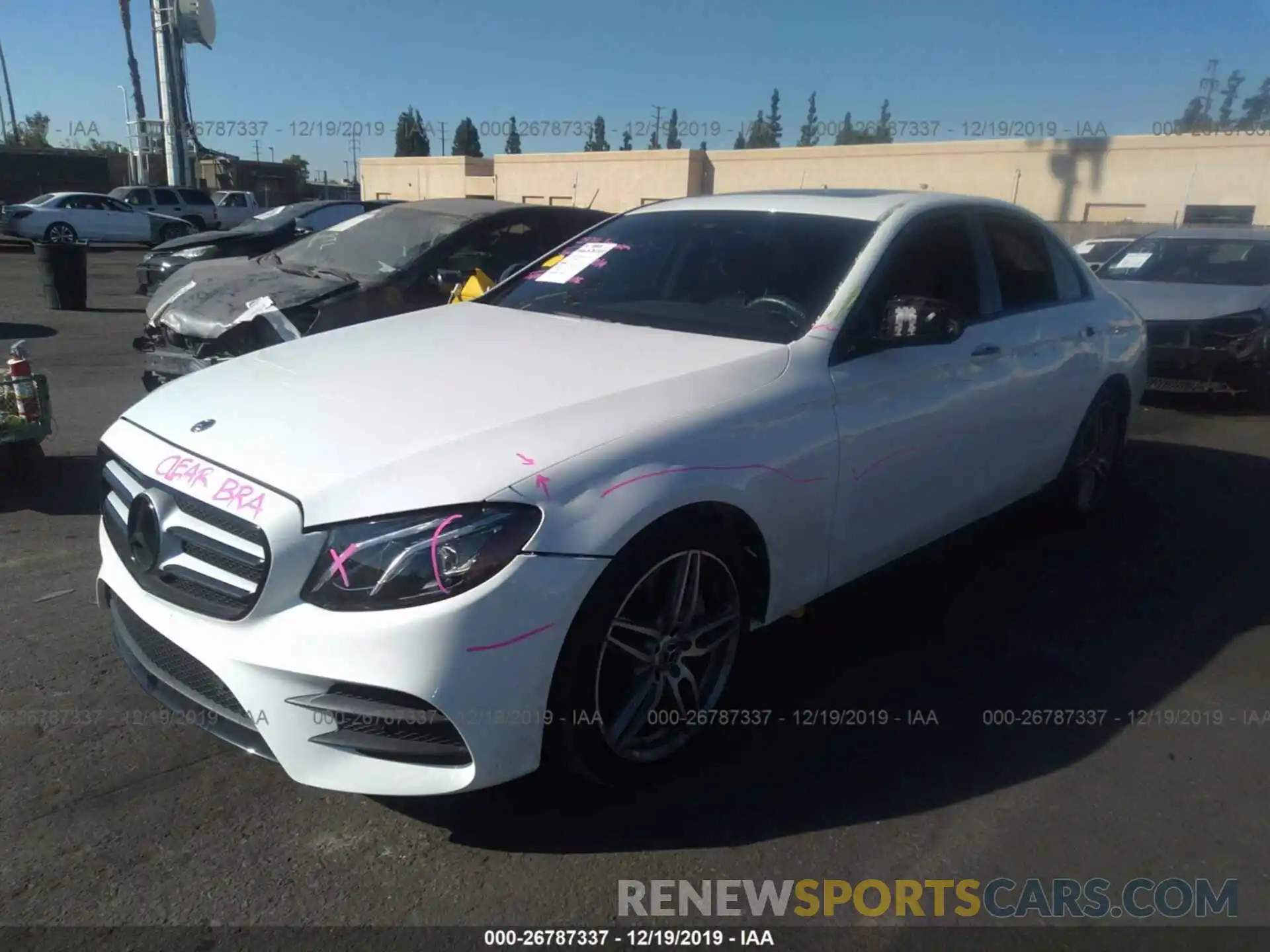 2 Photograph of a damaged car WDDZF6JB5KA596542 MERCEDES-BENZ E 2019