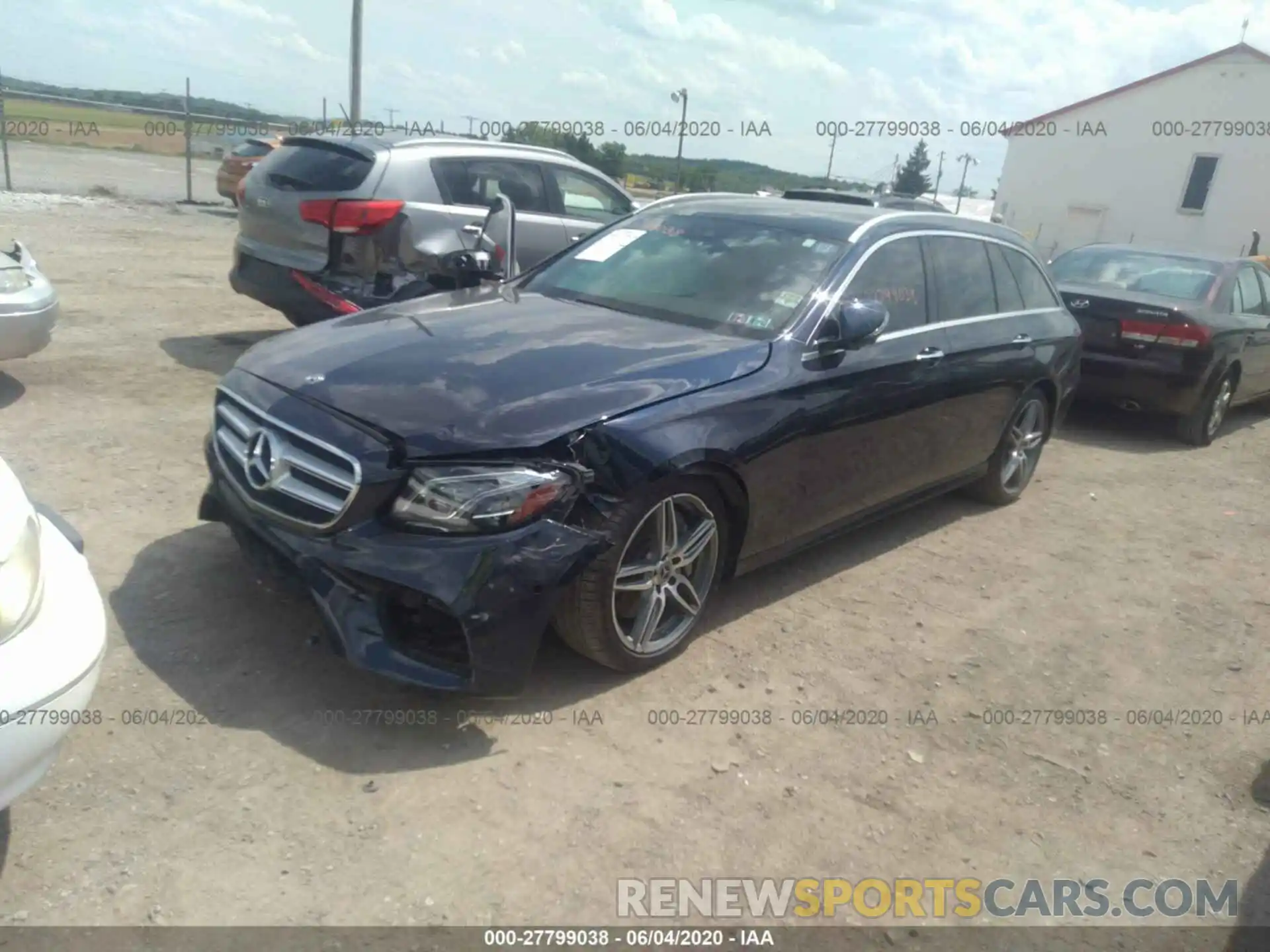 2 Photograph of a damaged car WDDZH6JB0KA507471 MERCEDES-BENZ E 2019