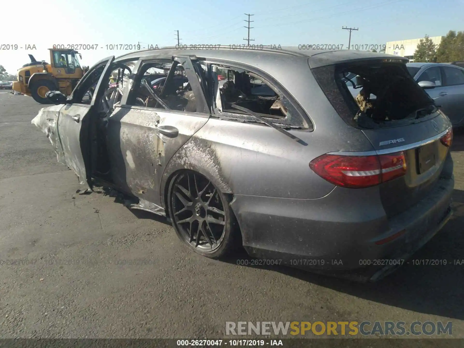 3 Photograph of a damaged car WDDZH8KB2KA686848 MERCEDES-BENZ E 2019