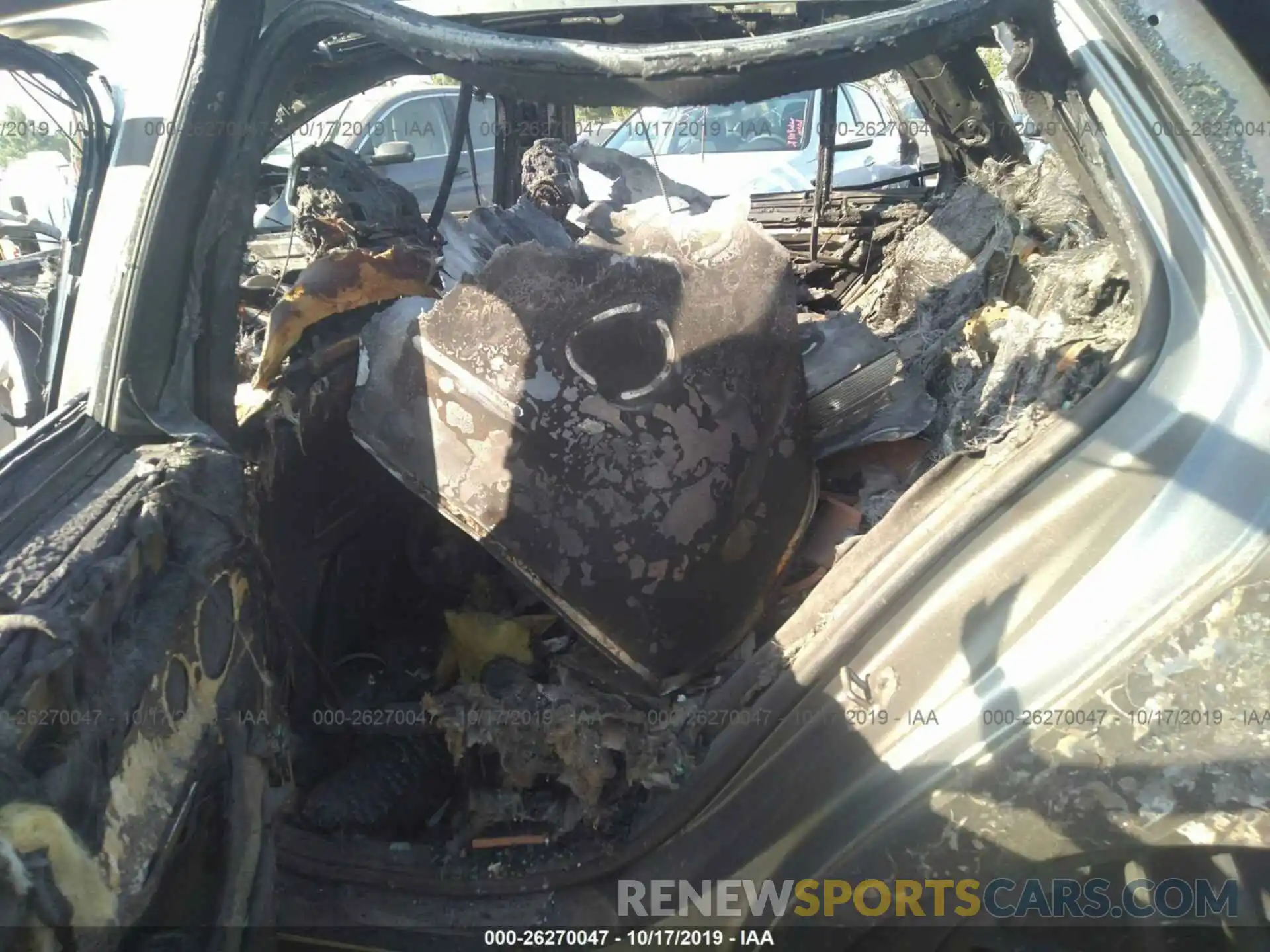 8 Photograph of a damaged car WDDZH8KB2KA686848 MERCEDES-BENZ E 2019