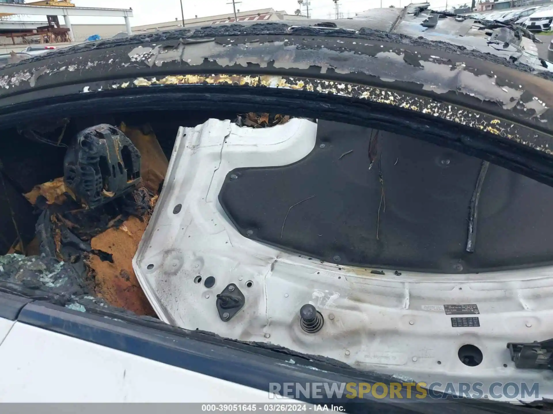 5 Photograph of a damaged car W1K1J6HB2LF134025 MERCEDES-BENZ E 2020