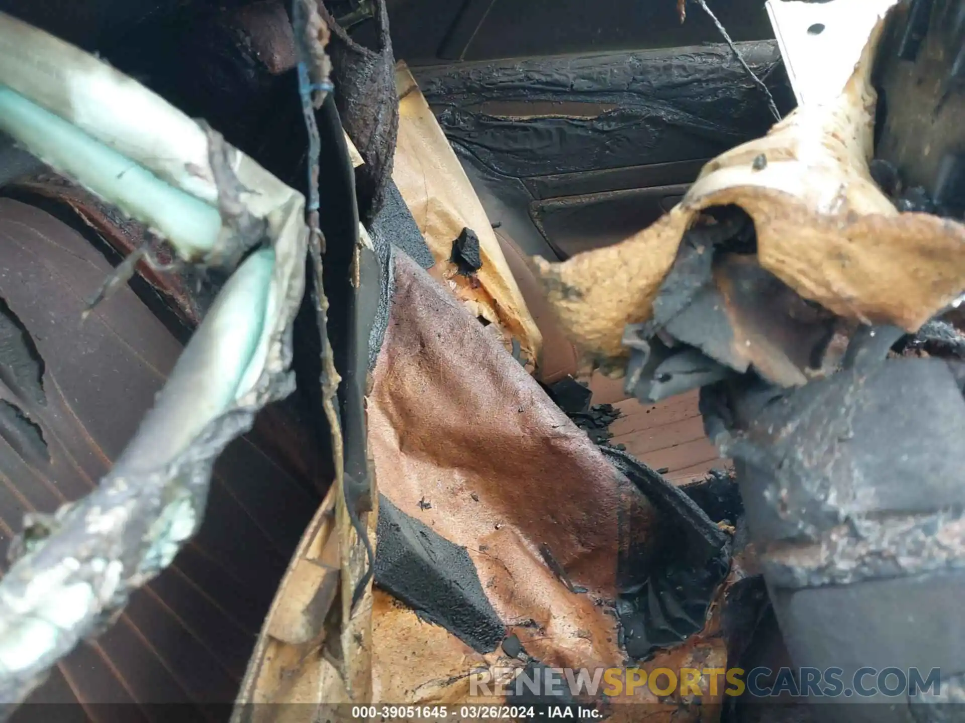 8 Photograph of a damaged car W1K1J6HB2LF134025 MERCEDES-BENZ E 2020