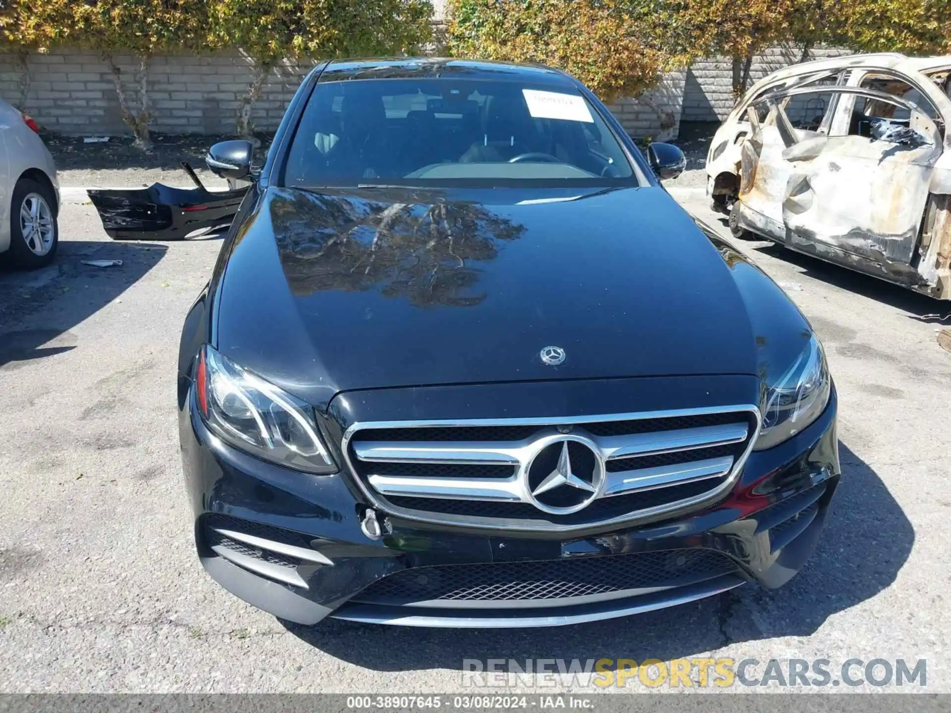 13 Photograph of a damaged car WDDZF4JB9KA528202 MERCEDES-BENZ E 300 2019