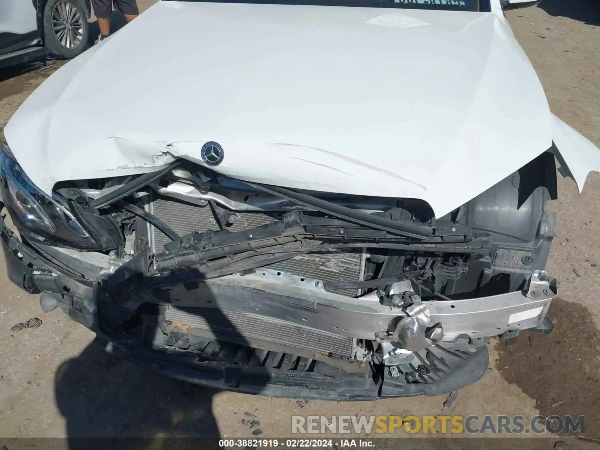 6 Фотография поврежденного автомобиля WDDZF8DB3LA752327 MERCEDES-BENZ E 350 2020