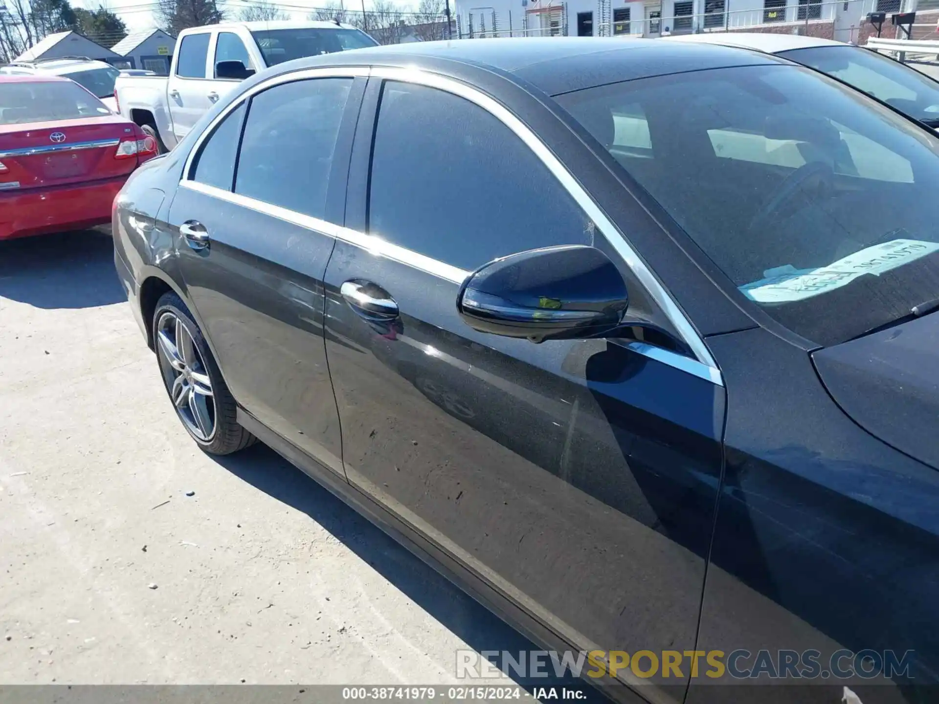 13 Photograph of a damaged car WDDZF8EB6LA711706 MERCEDES-BENZ E 350 2020