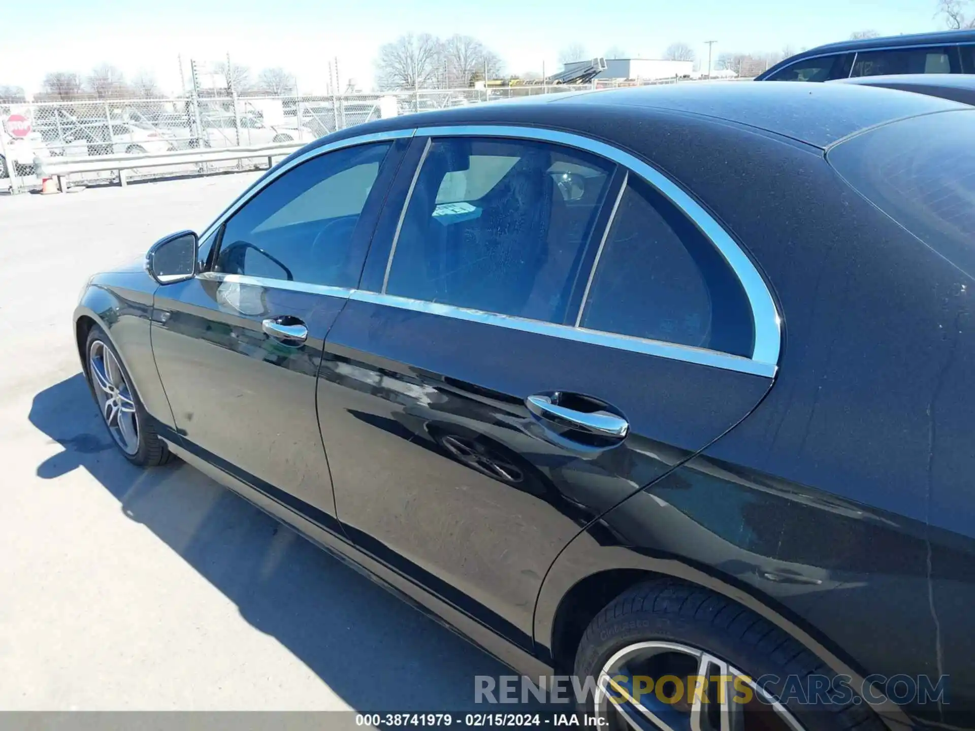 14 Photograph of a damaged car WDDZF8EB6LA711706 MERCEDES-BENZ E 350 2020