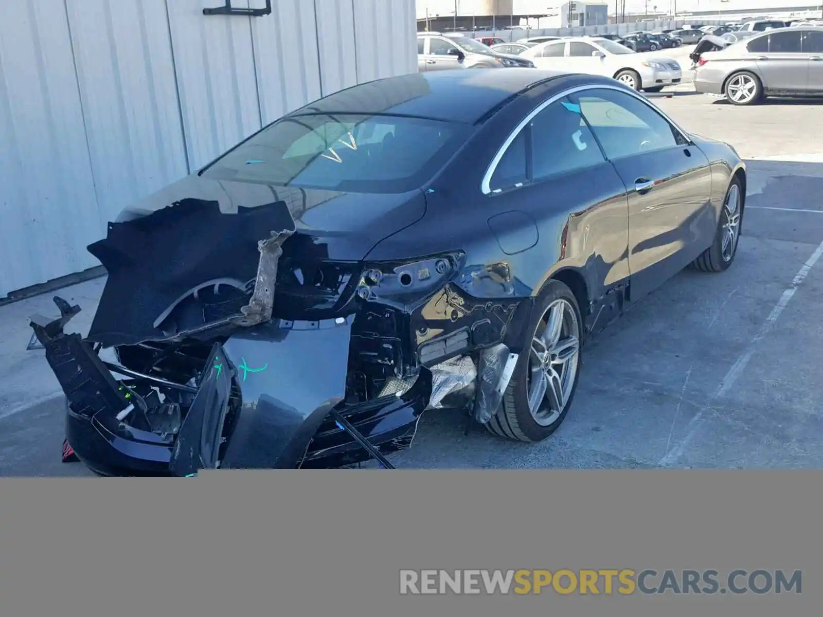 4 Photograph of a damaged car WDD1J6HB0KF074759 MERCEDES-BENZ E 450 2019