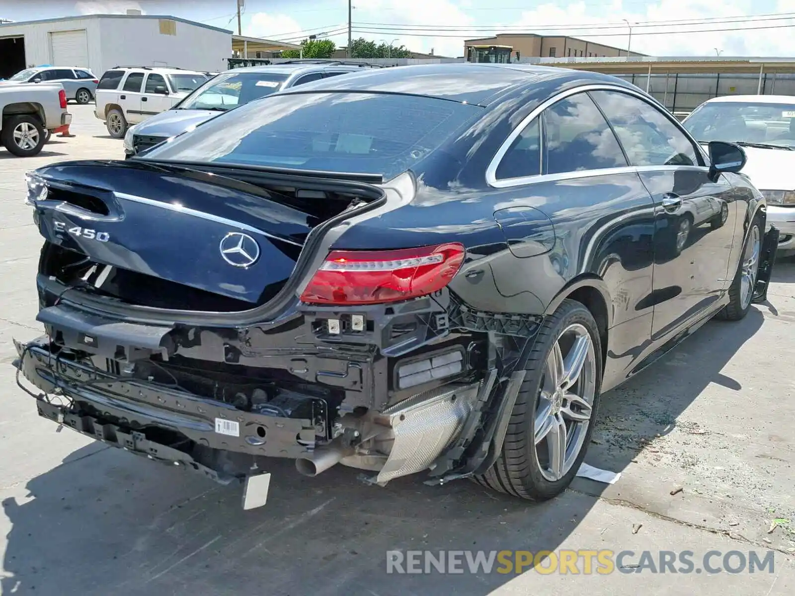 4 Photograph of a damaged car WDD1J6HBXKF092332 MERCEDES-BENZ E 450 2019