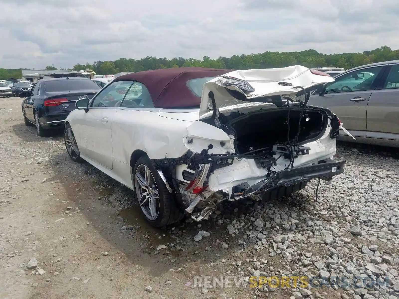 3 Photograph of a damaged car WDD1K6HB2KF074677 MERCEDES-BENZ E 450 2019