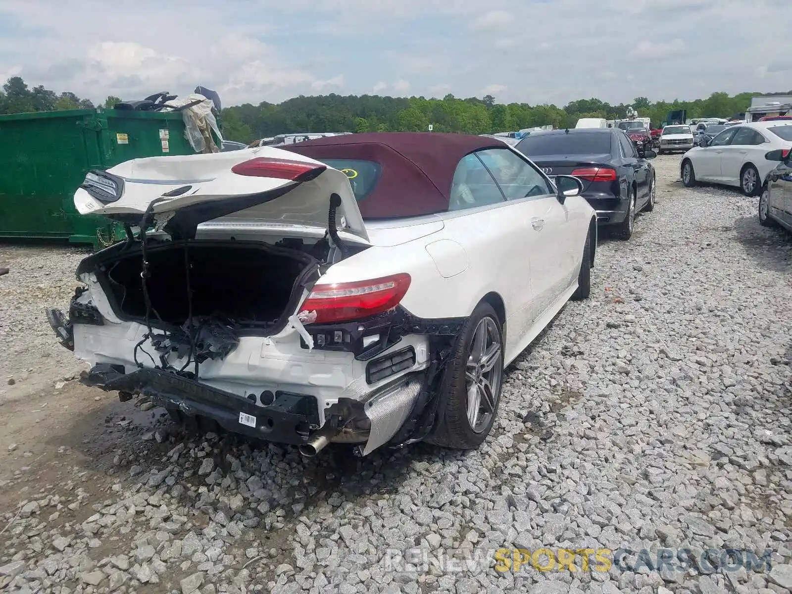 4 Photograph of a damaged car WDD1K6HB2KF074677 MERCEDES-BENZ E 450 2019