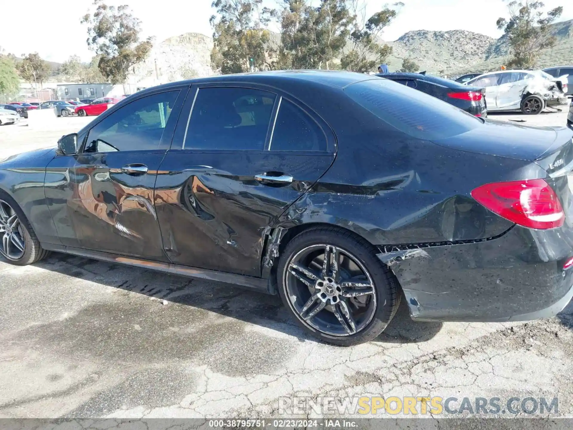 6 Photograph of a damaged car WDDZF6JB3KA498450 MERCEDES-BENZ E 450 2019