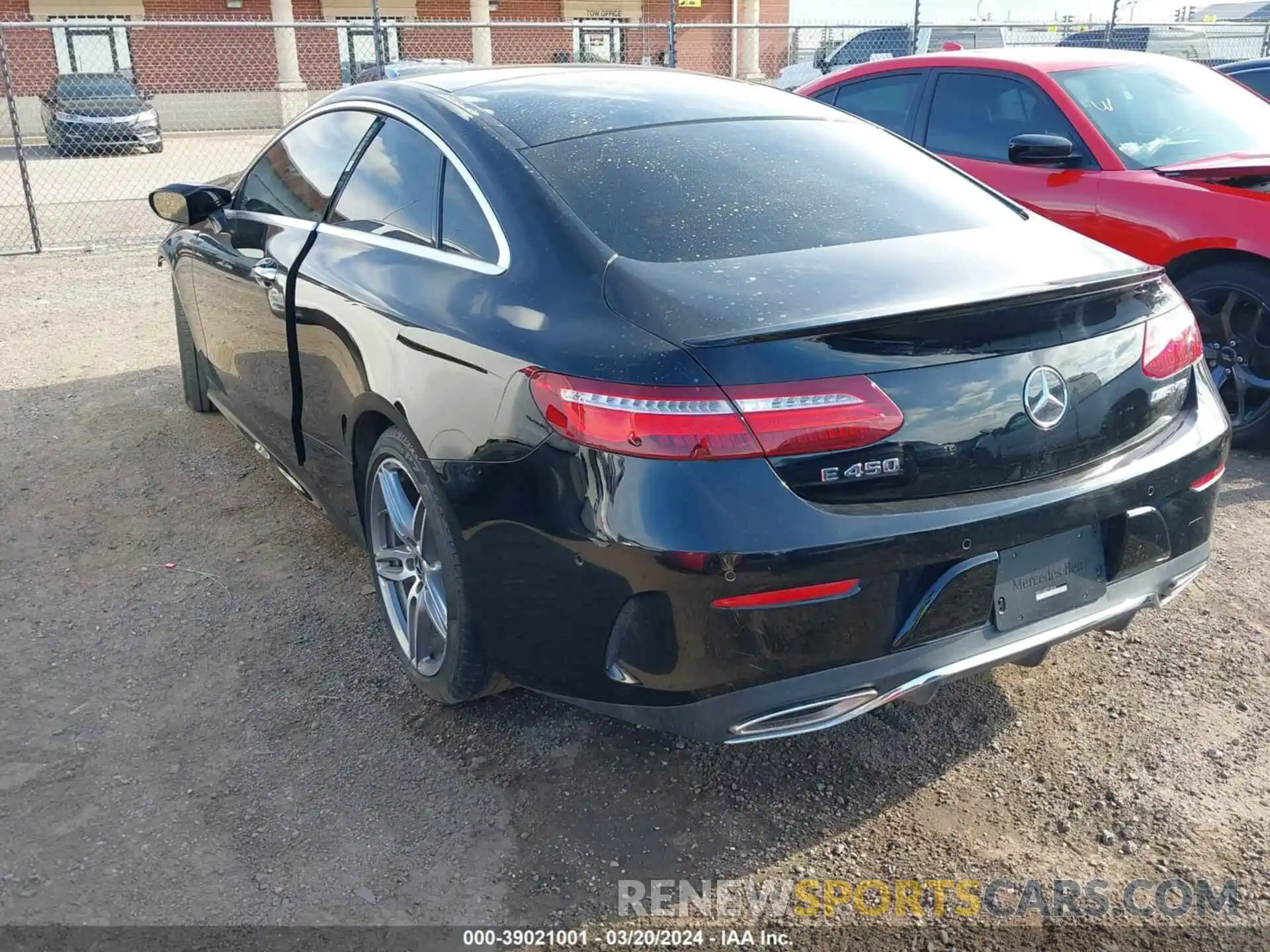 3 Photograph of a damaged car WDD1J6HB4LF124290 MERCEDES-BENZ E 450 2020