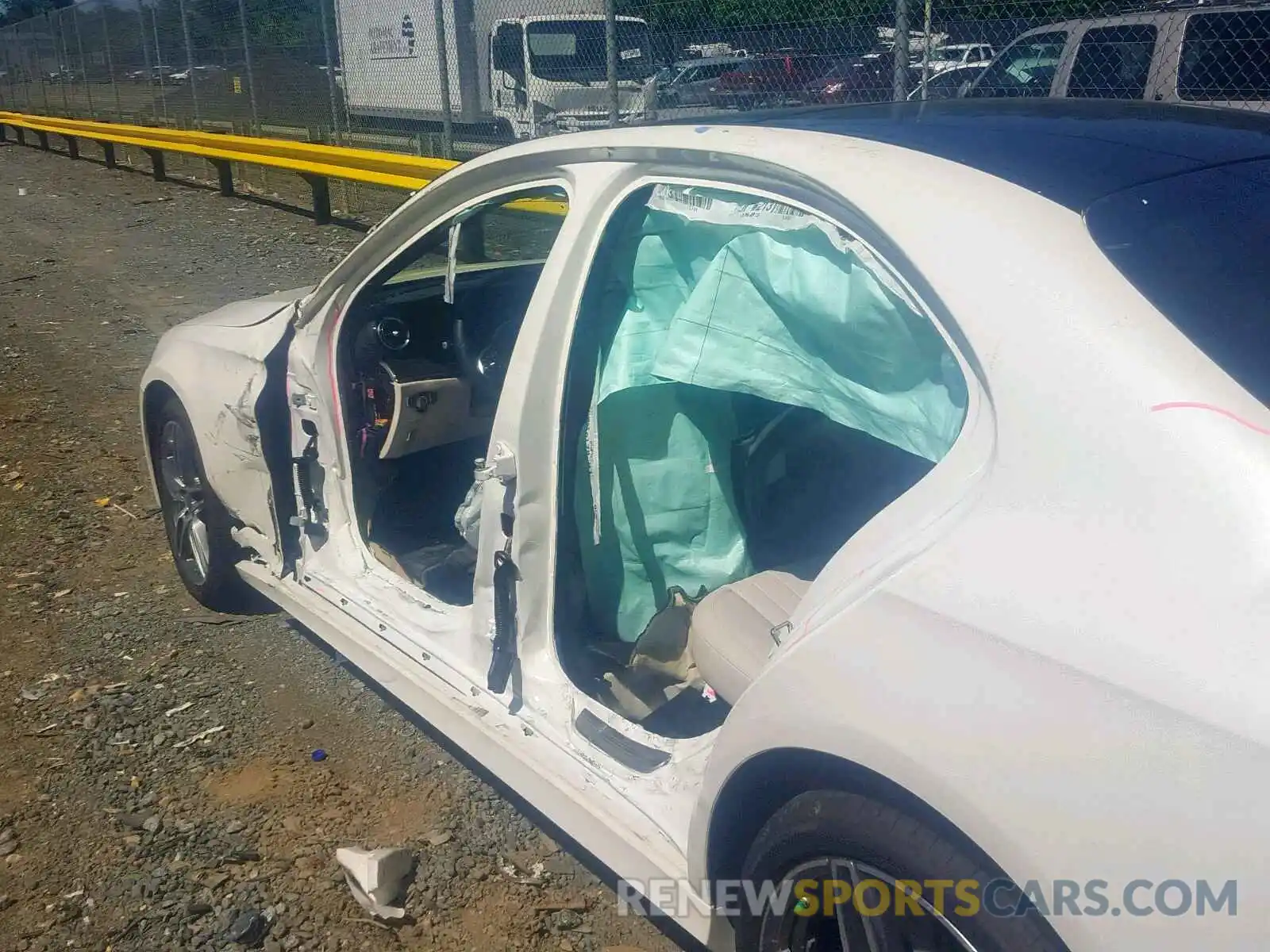 9 Фотография поврежденного автомобиля WDDZF6JB2KA620067 MERCEDES-BENZ E 450 4MAT 2019