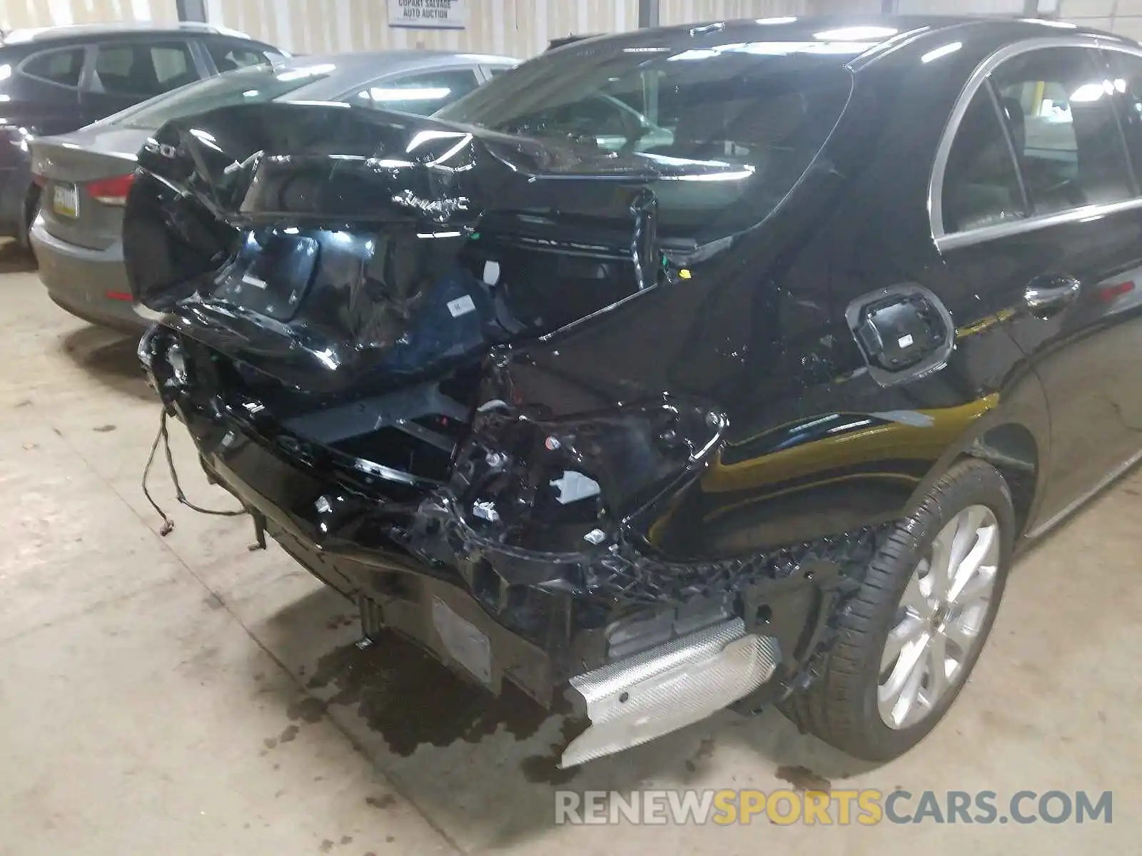 9 Фотография поврежденного автомобиля WDDZF6JB4KA590487 MERCEDES-BENZ E 450 4MAT 2019