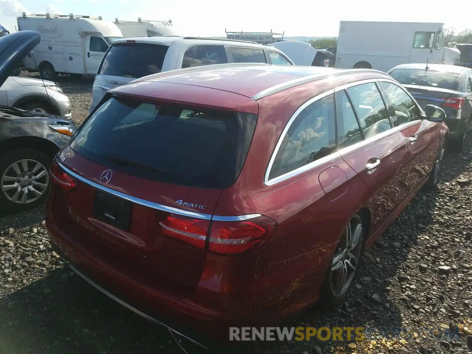 4 Photograph of a damaged car WDDZH6JB7KA654077 MERCEDES-BENZ E 450 4MAT 2019