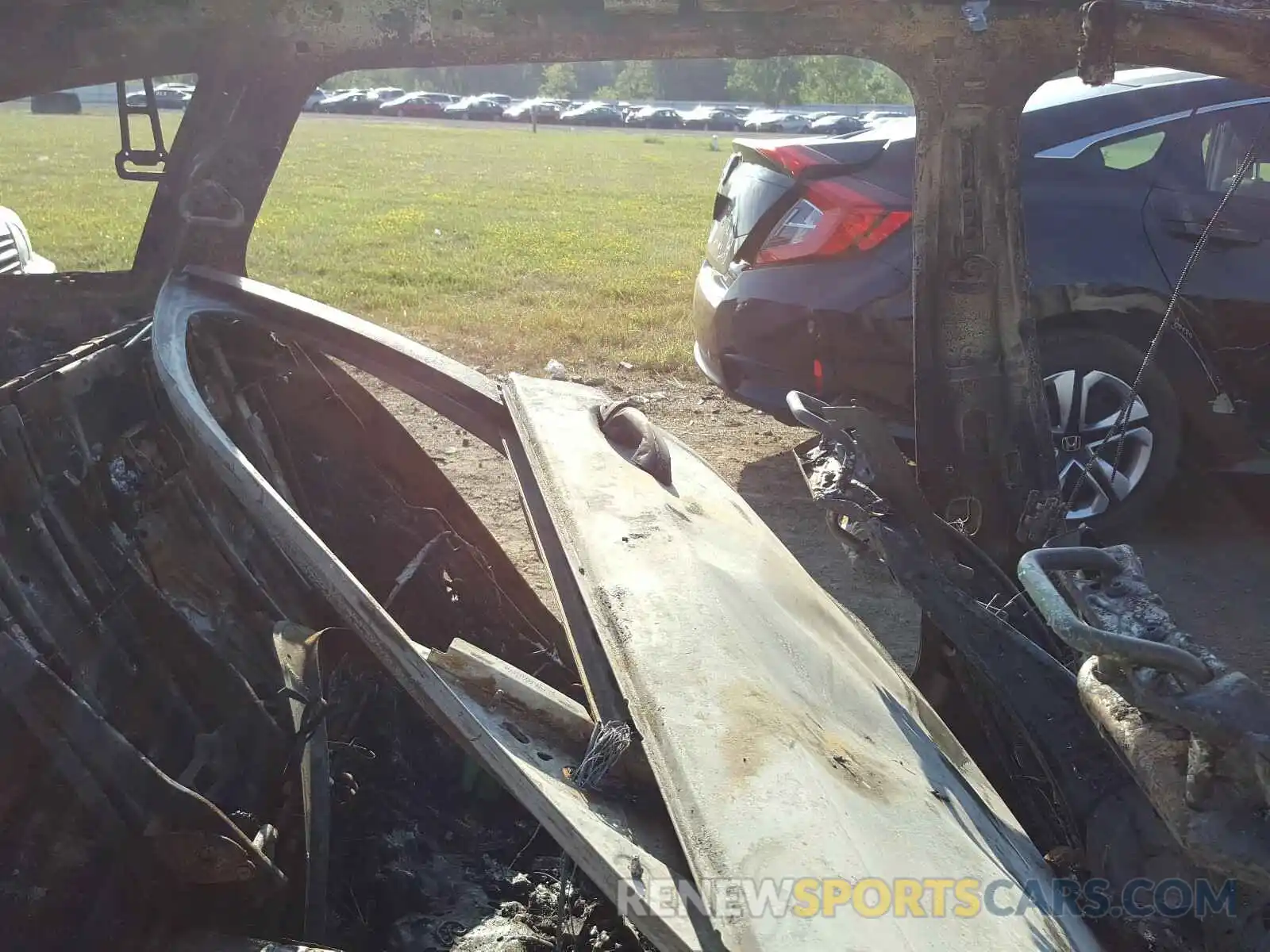 6 Photograph of a damaged car WDDZH6JBXKA517635 MERCEDES-BENZ E 450 4MAT 2019
