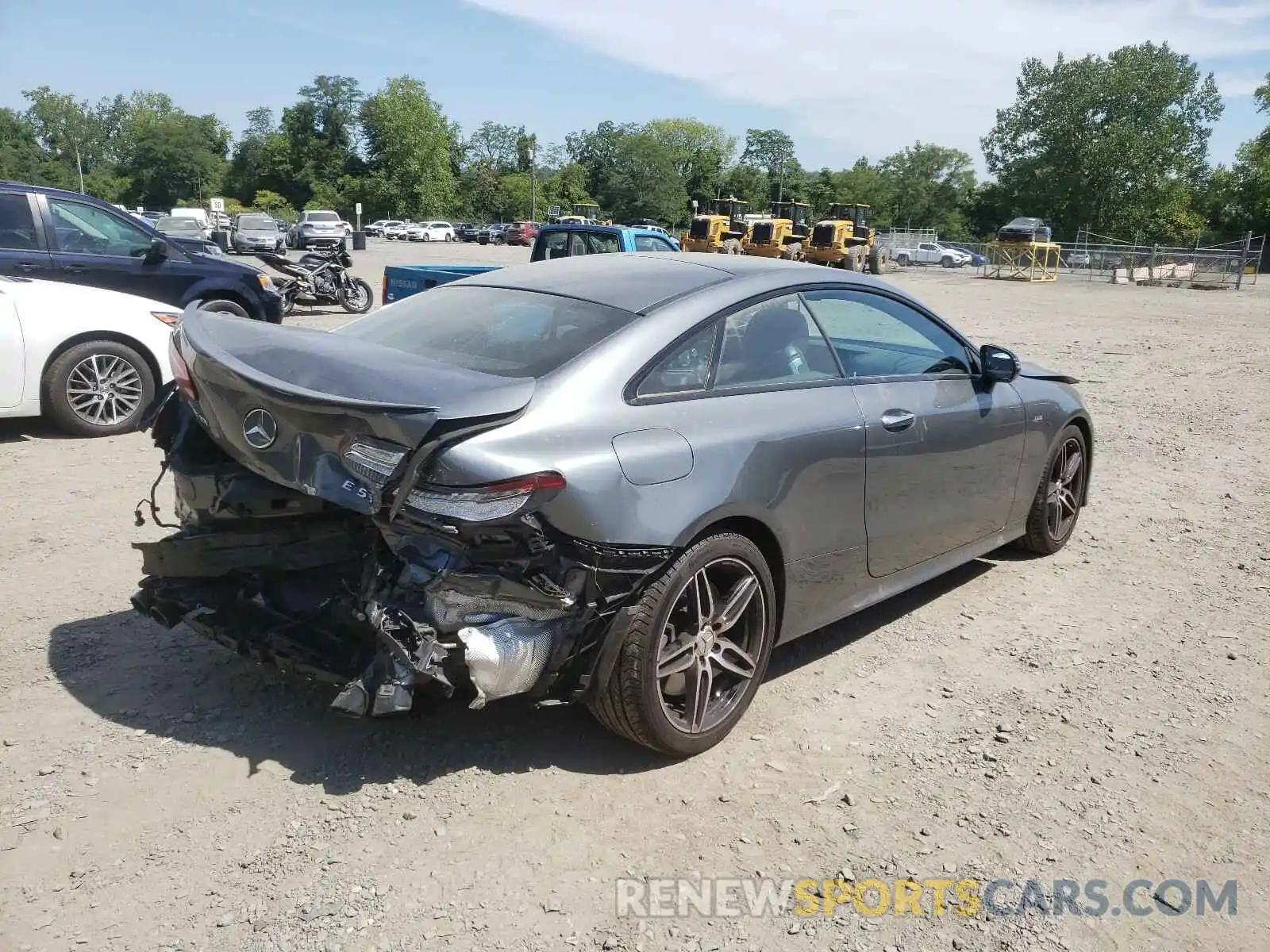 4 Photograph of a damaged car WDD1J6BBXKF088919 MERCEDES-BENZ E AMG 53 2019