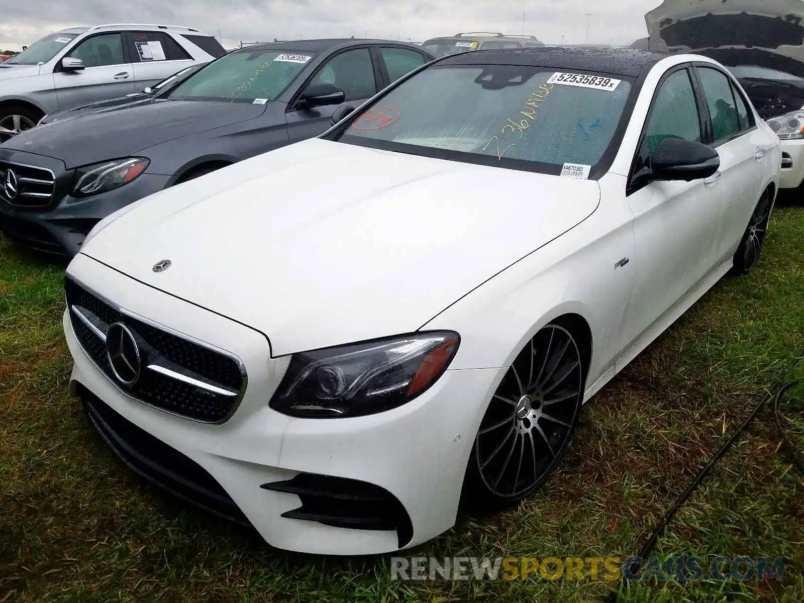 2 Photograph of a damaged car WDDZF6BB0KA670383 MERCEDES-BENZ E AMG 53 4 2019