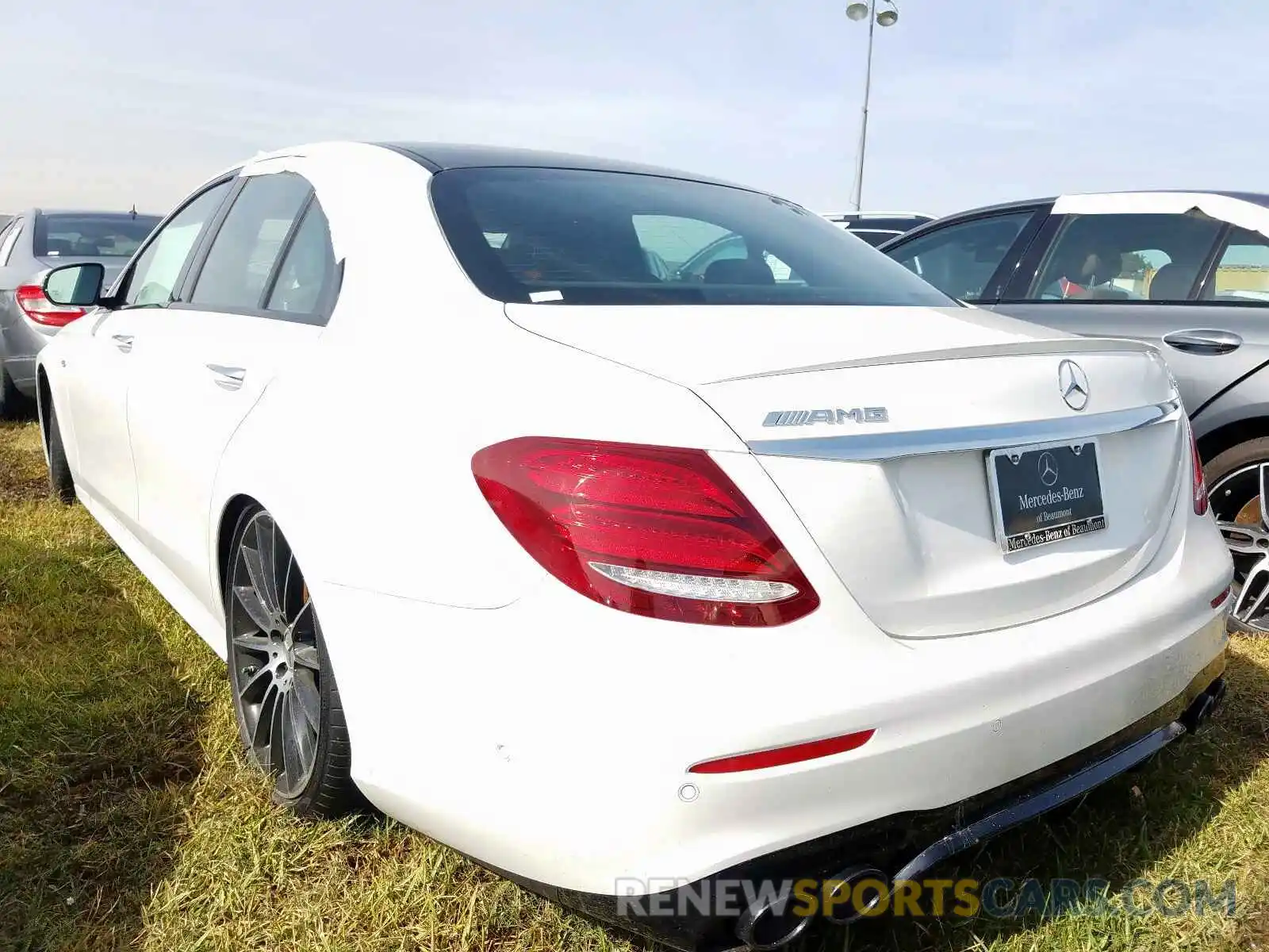 3 Photograph of a damaged car WDDZF6BB0KA670383 MERCEDES-BENZ E AMG 53 4 2019