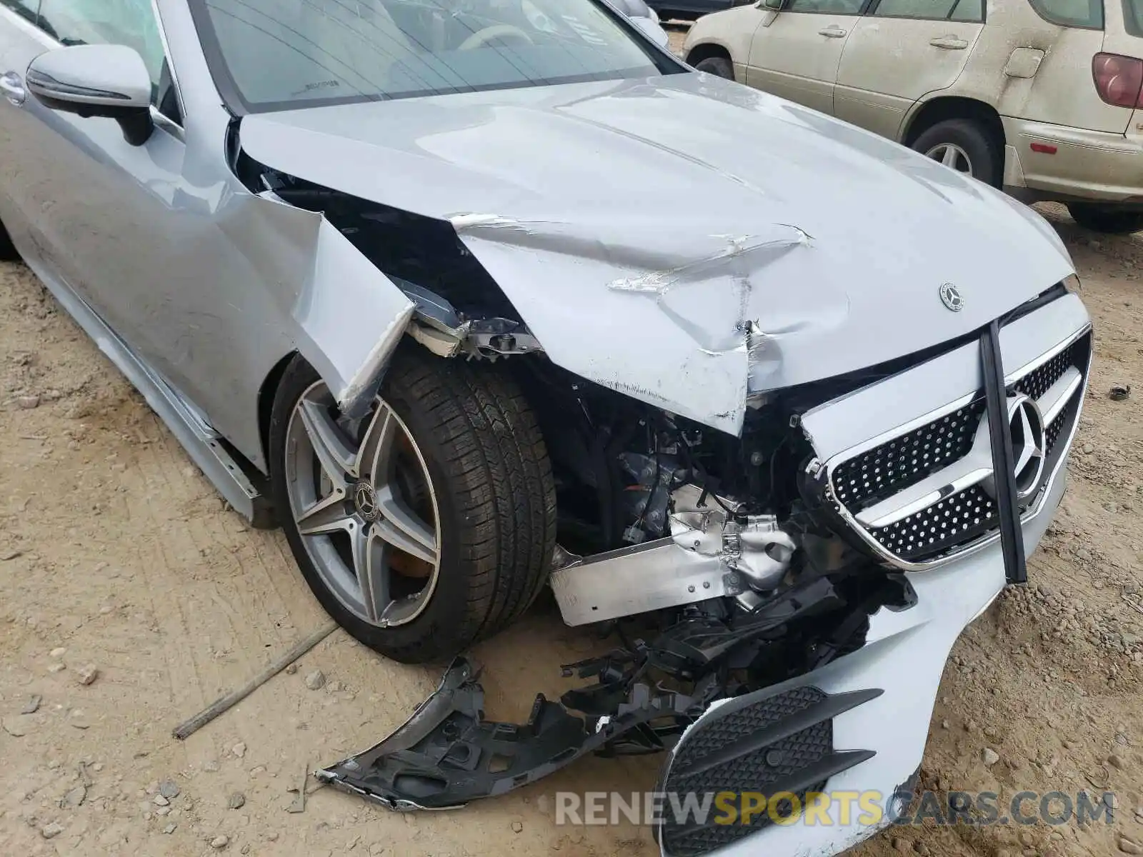 9 Photograph of a damaged car WDD1J6HB0KF079282 MERCEDES-BENZ E-CLASS 2019