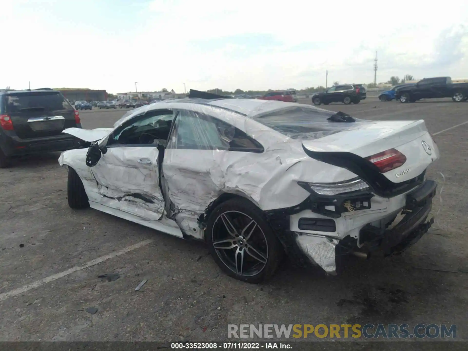 3 Photograph of a damaged car WDD1J6HB0KF103662 MERCEDES-BENZ E-CLASS 2019