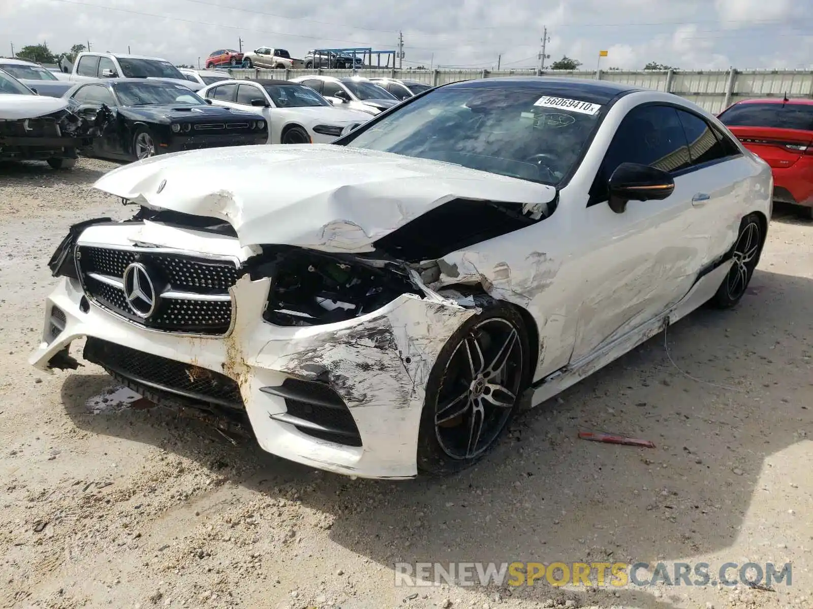 2 Photograph of a damaged car WDD1J6HB0KF106125 MERCEDES-BENZ E CLASS 2019