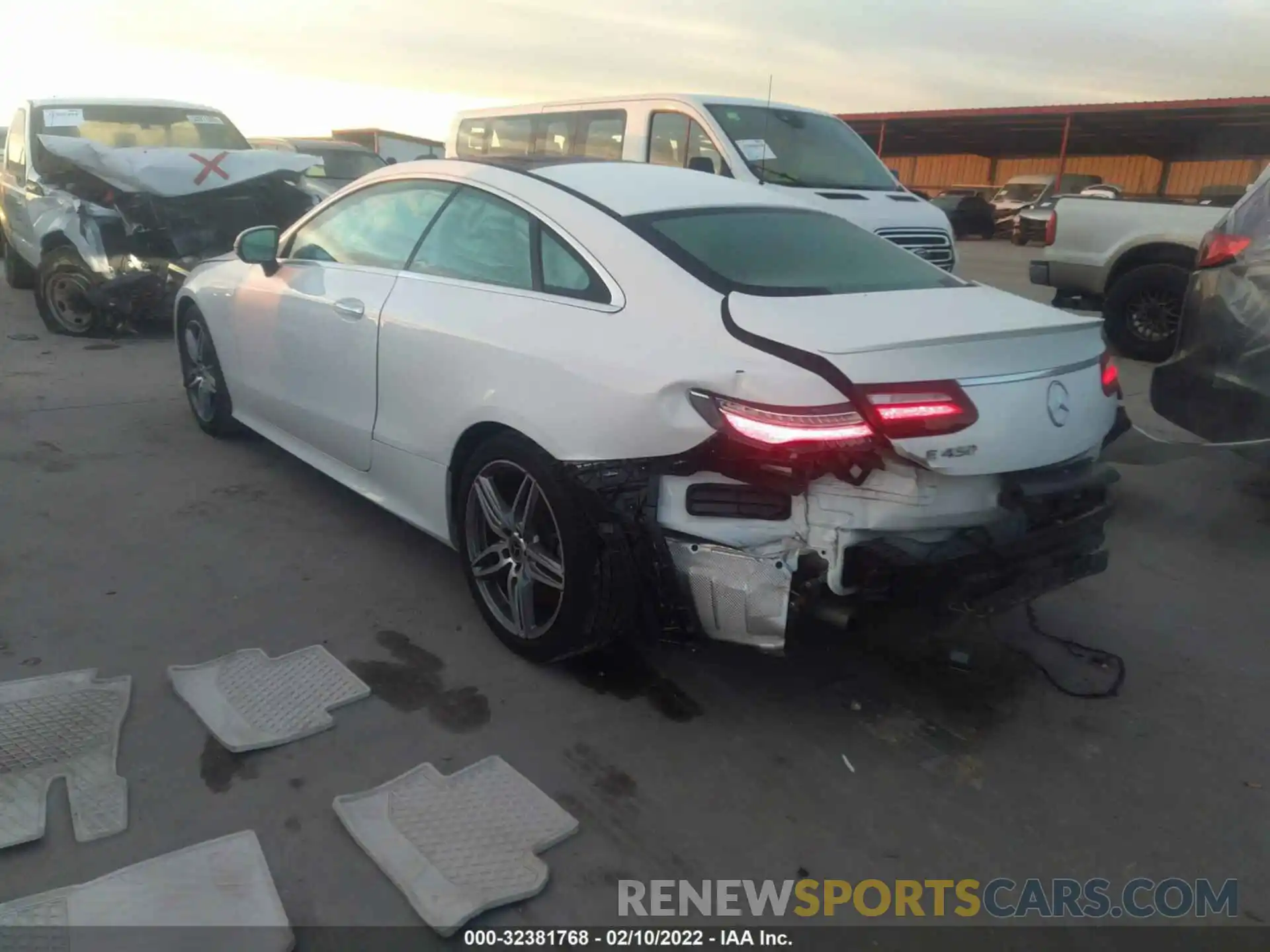 3 Photograph of a damaged car WDD1J6HB0KF117139 MERCEDES-BENZ E-CLASS 2019