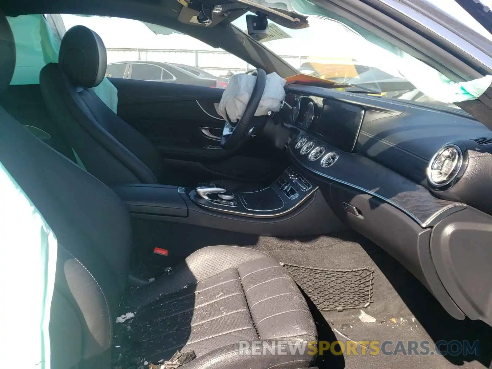 5 Photograph of a damaged car WDD1J6HB1KF077511 MERCEDES-BENZ E CLASS 2019