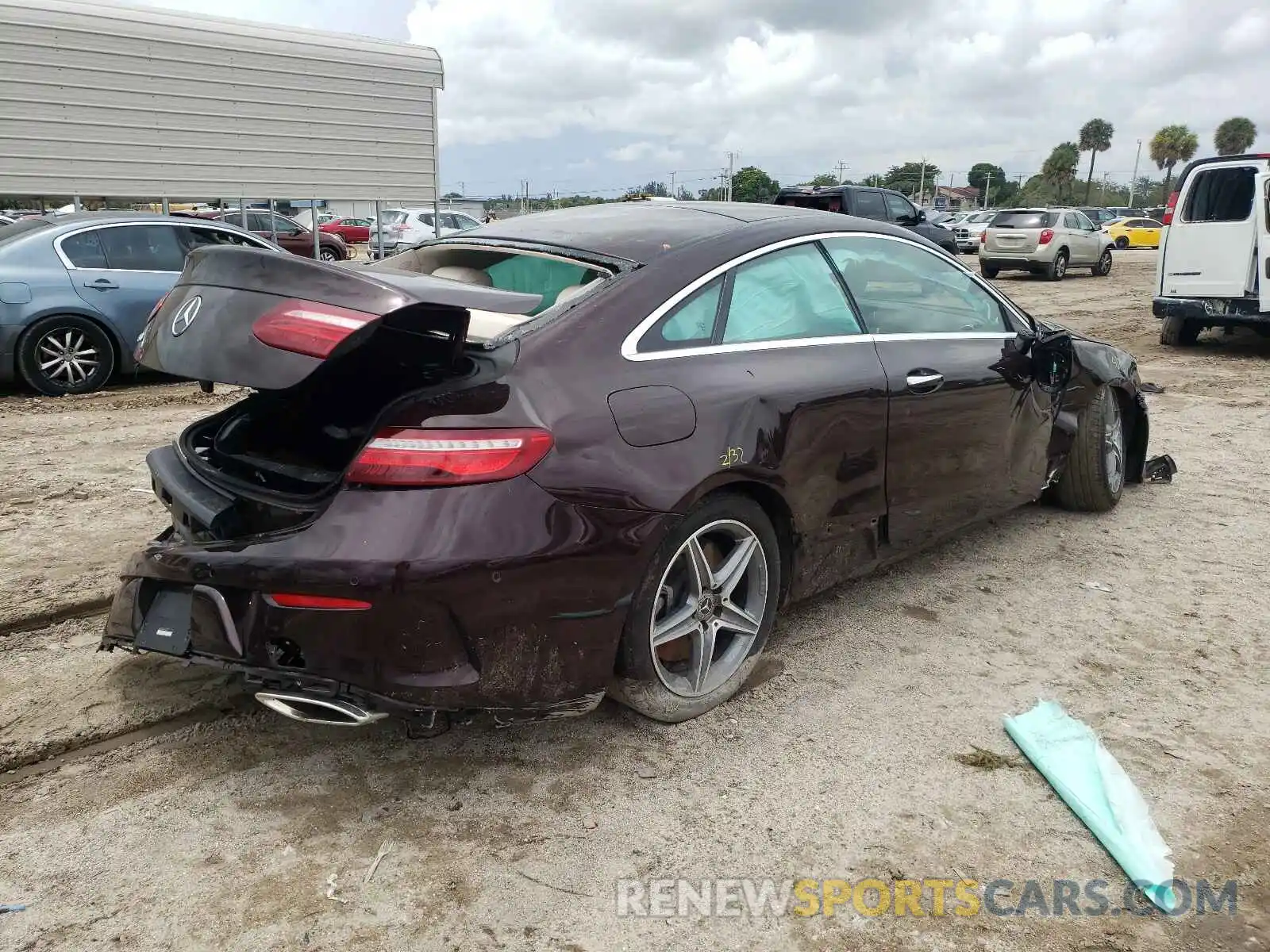 4 Photograph of a damaged car WDD1J6HB1KF108708 MERCEDES-BENZ E-CLASS 2019