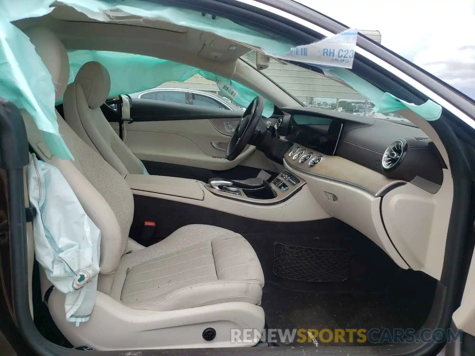 5 Photograph of a damaged car WDD1J6HB1KF108708 MERCEDES-BENZ E-CLASS 2019