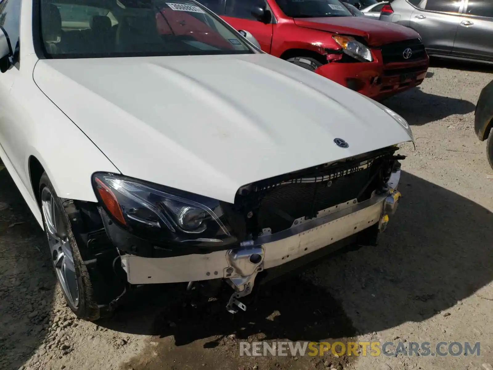 9 Photograph of a damaged car WDD1J6HB2KF106532 MERCEDES-BENZ E CLASS 2019