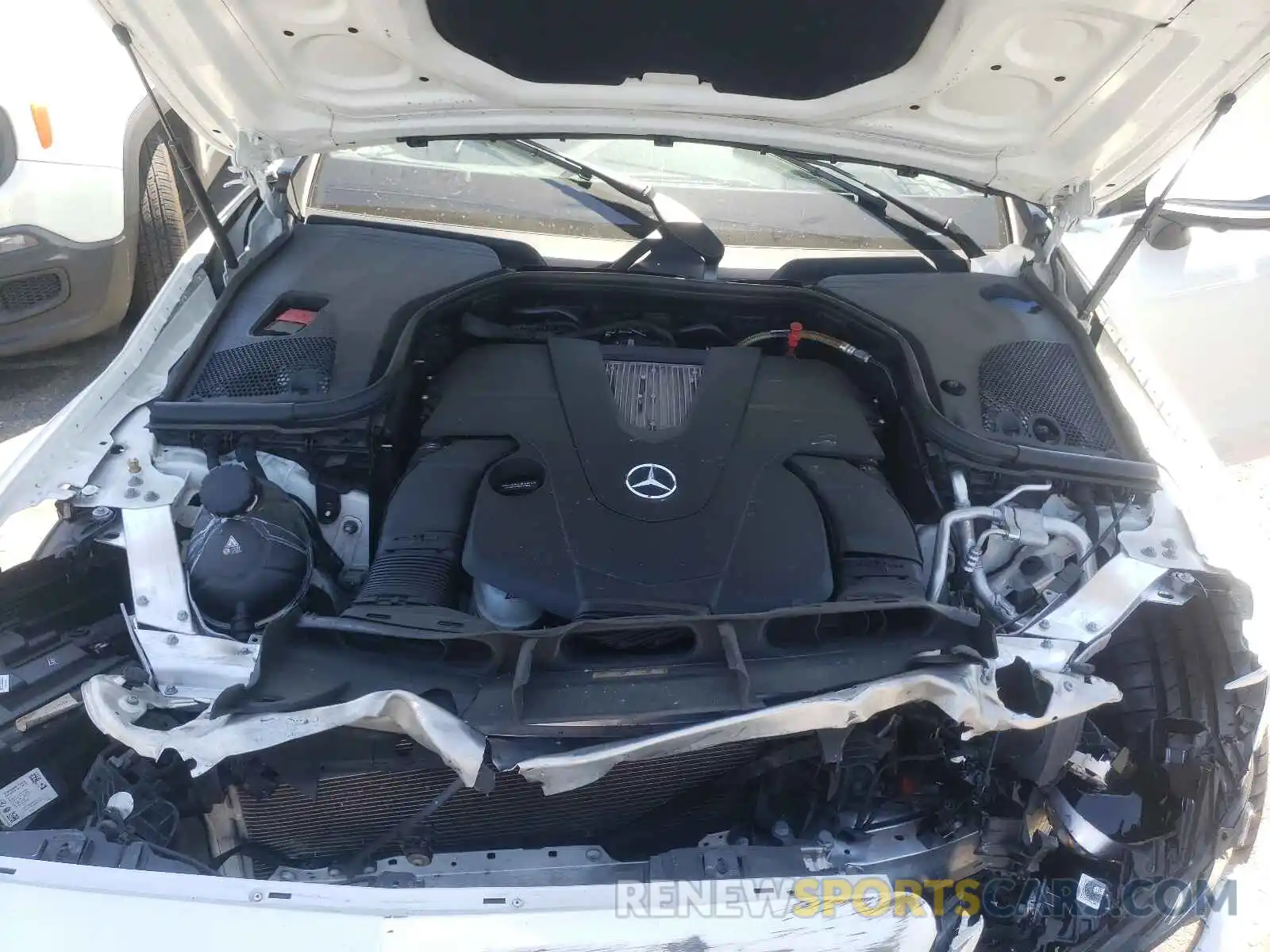 7 Фотография поврежденного автомобиля WDD1J6HB4KF115216 MERCEDES-BENZ E CLASS 2019