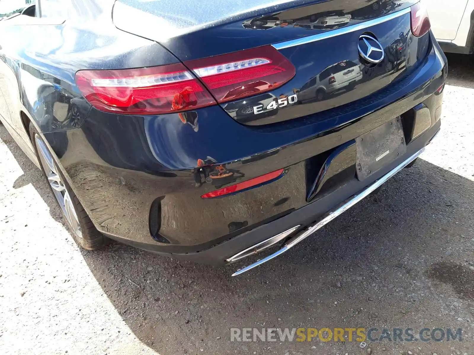 9 Photograph of a damaged car WDD1J6HB8KF117552 MERCEDES-BENZ E-CLASS 2019