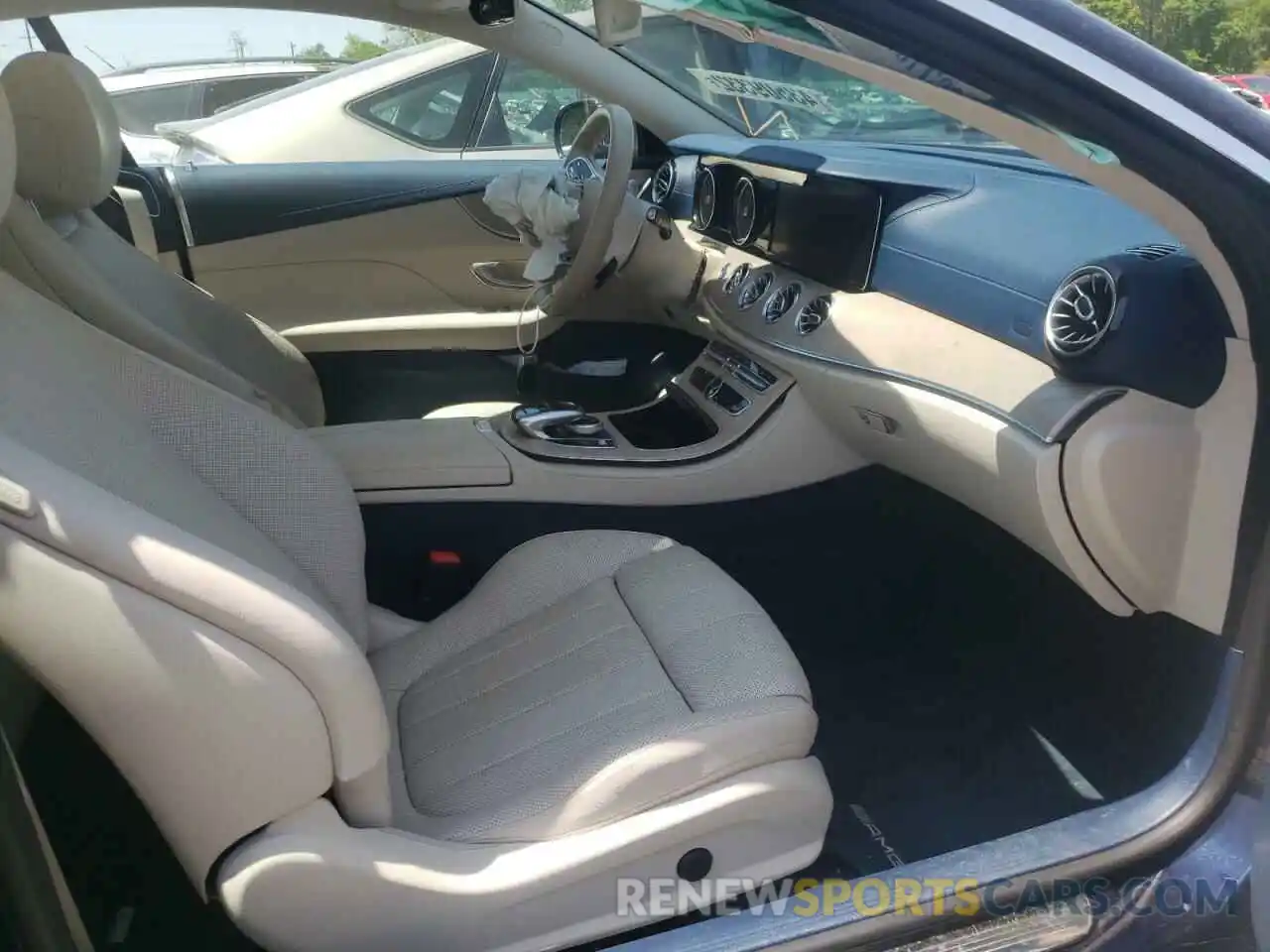 5 Photograph of a damaged car WDD1J6HB8KF118314 MERCEDES-BENZ E-CLASS 2019