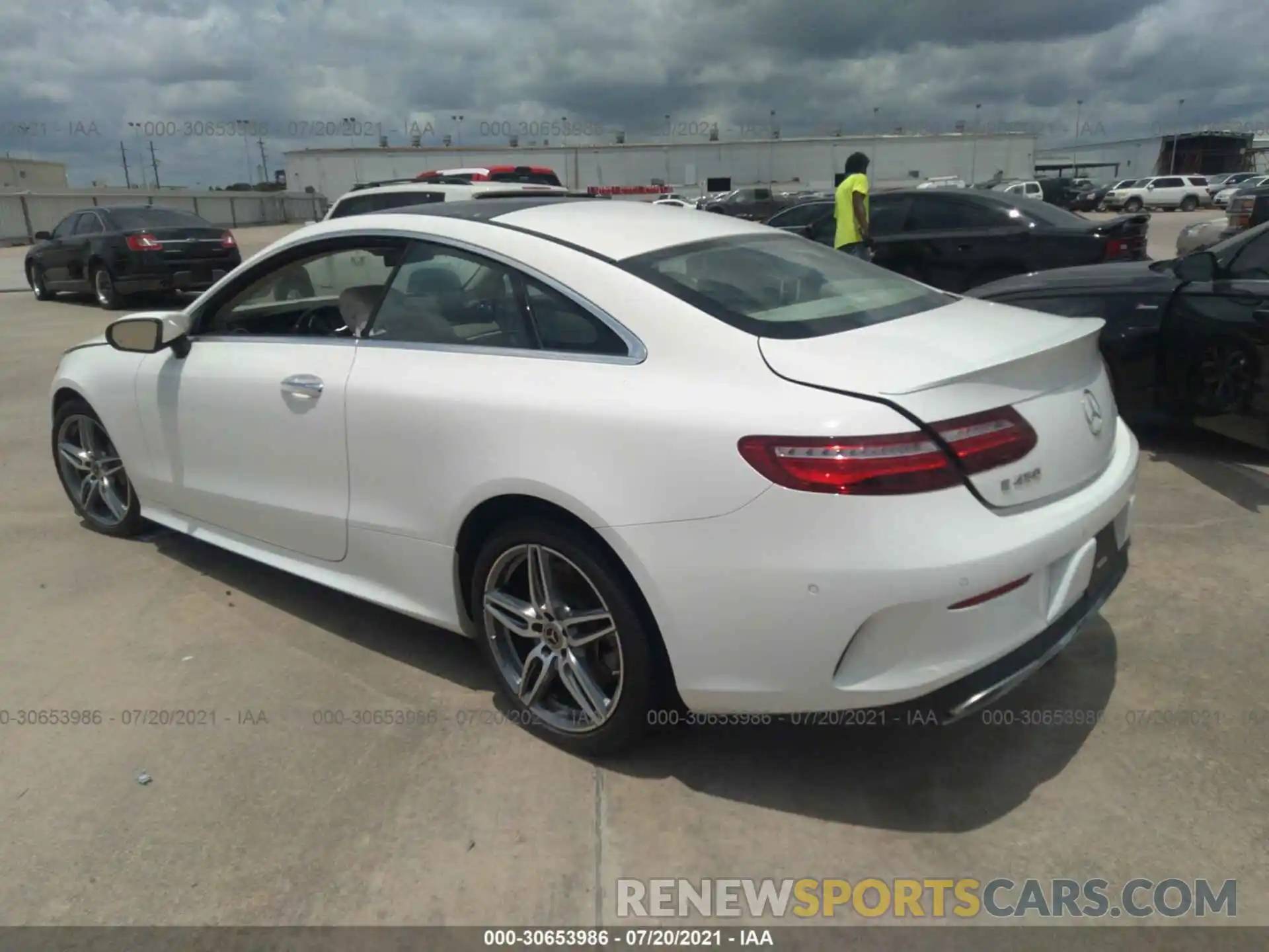 3 Photograph of a damaged car WDD1J6JB1KF092374 MERCEDES-BENZ E-CLASS 2019