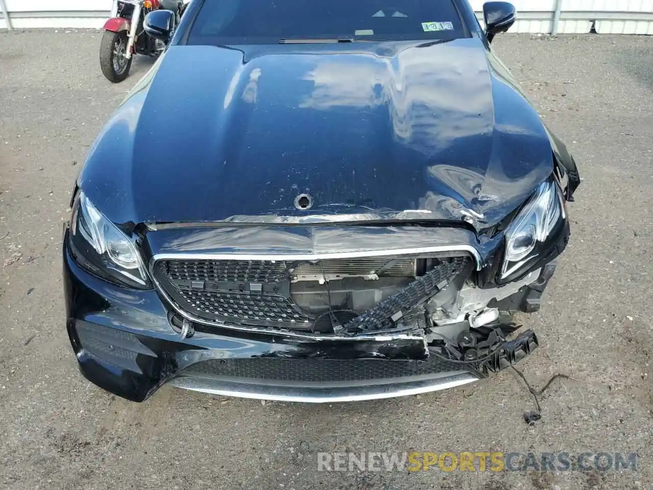 9 Photograph of a damaged car WDD1J6JB1KF106046 MERCEDES-BENZ E-CLASS 2019