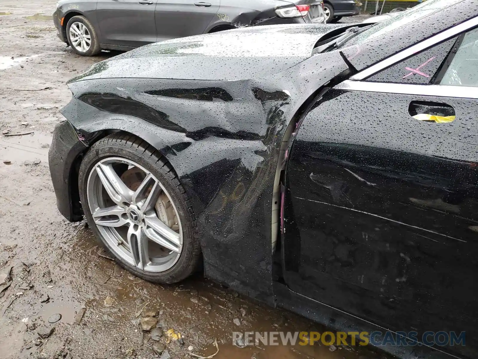 9 Photograph of a damaged car WDD1J6JB4KF088285 MERCEDES-BENZ E-CLASS 2019